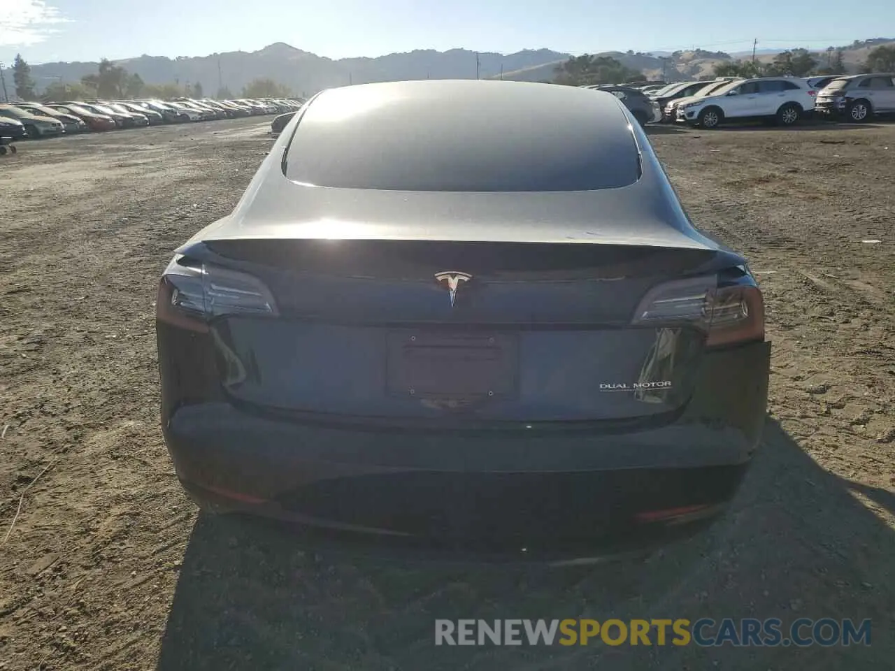 6 Photograph of a damaged car 5YJ3E1EC8NF260677 TESLA MODEL 3 2022