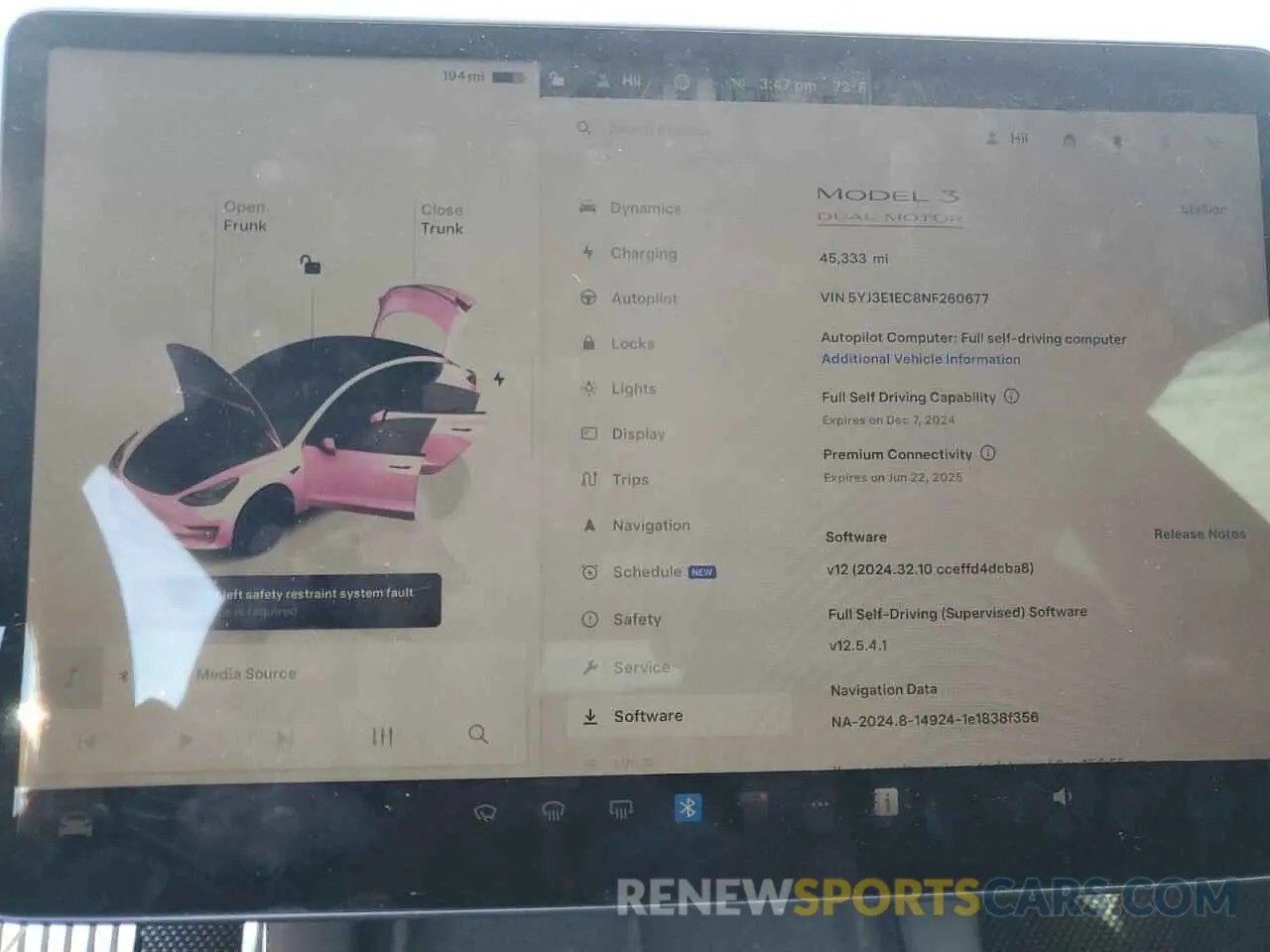 9 Photograph of a damaged car 5YJ3E1EC8NF260677 TESLA MODEL 3 2022