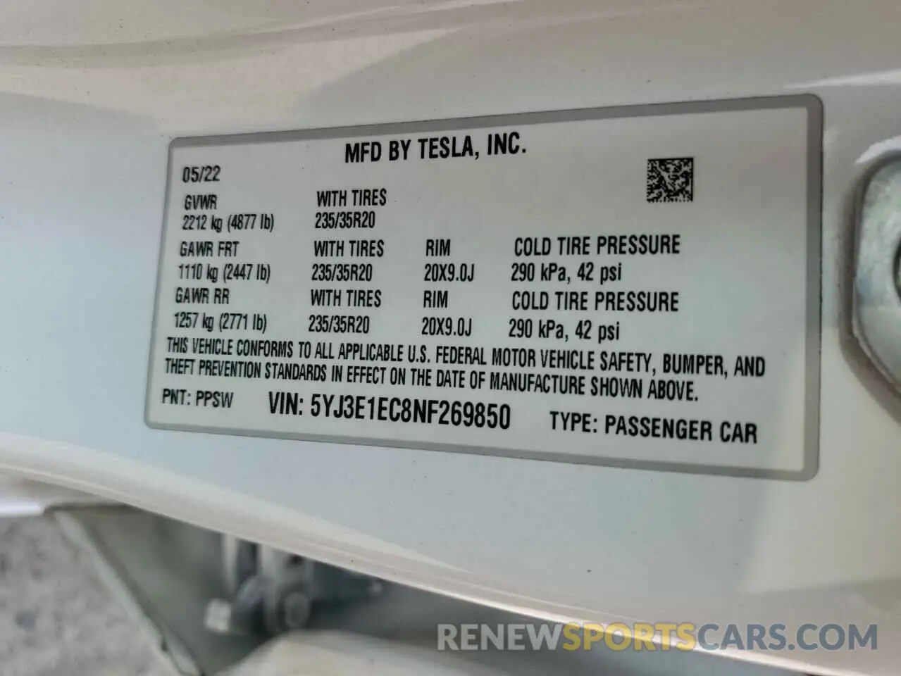 12 Photograph of a damaged car 5YJ3E1EC8NF269850 TESLA MODEL 3 2022