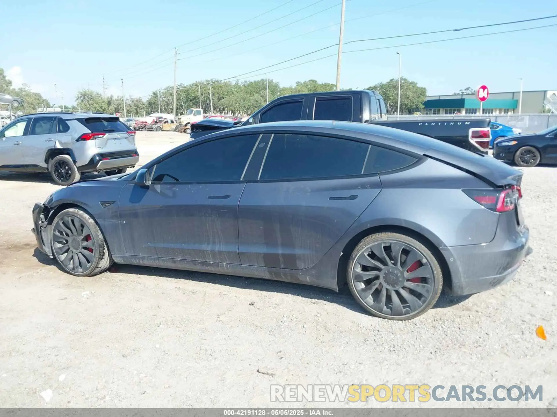 13 Photograph of a damaged car 5YJ3E1EC8NF276975 TESLA MODEL 3 2022
