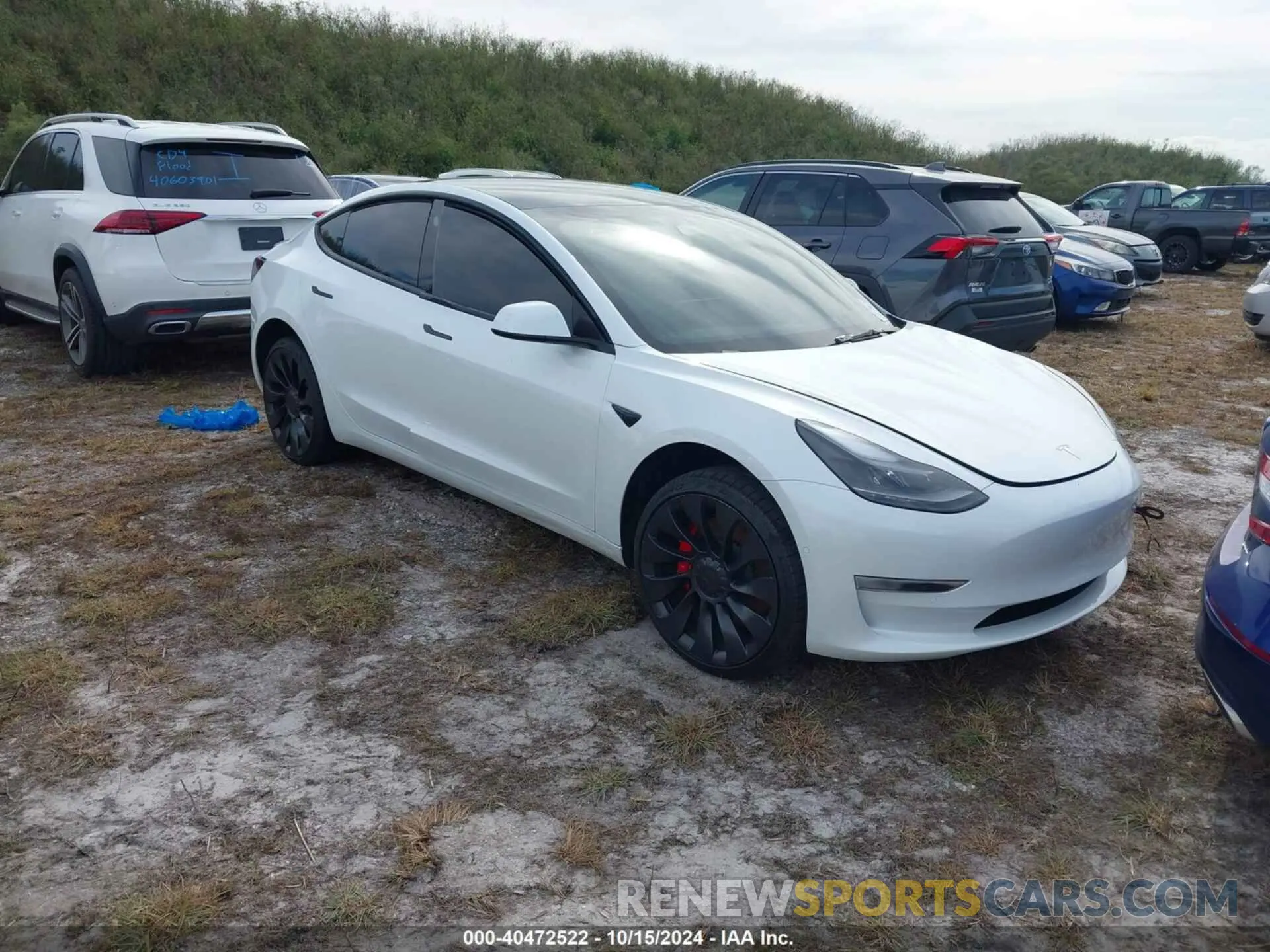 1 Photograph of a damaged car 5YJ3E1EC8NF347477 TESLA MODEL 3 2022