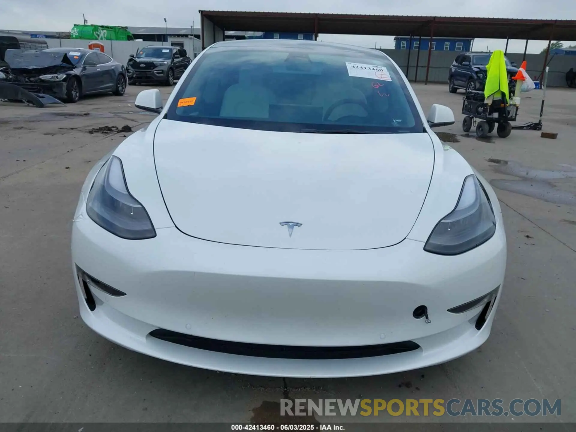12 Photograph of a damaged car 5YJ3E1EC8NF347754 TESLA MODEL 3 2022