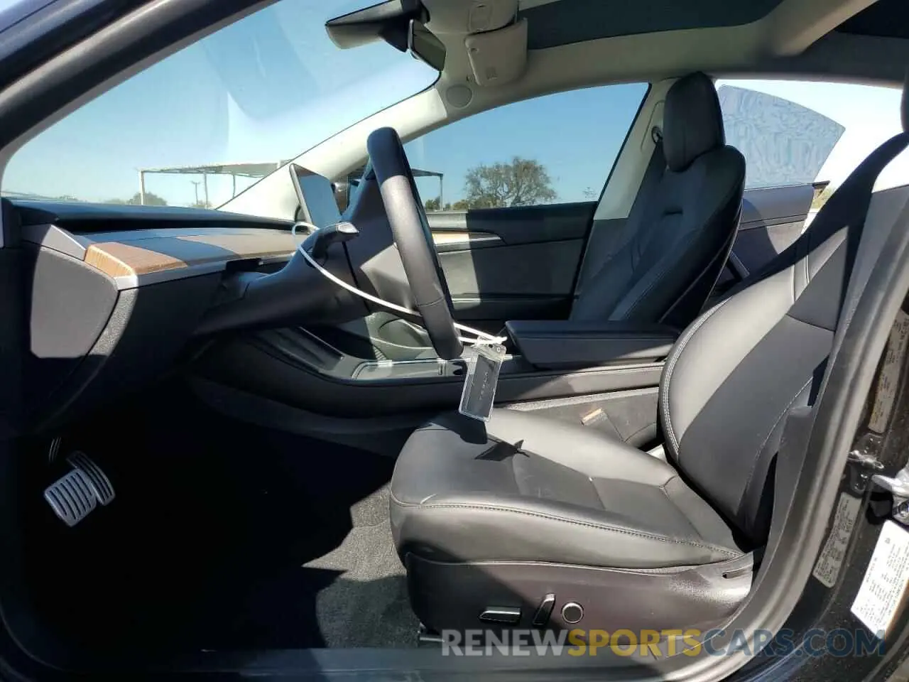 7 Photograph of a damaged car 5YJ3E1EC8NF353747 TESLA MODEL 3 2022