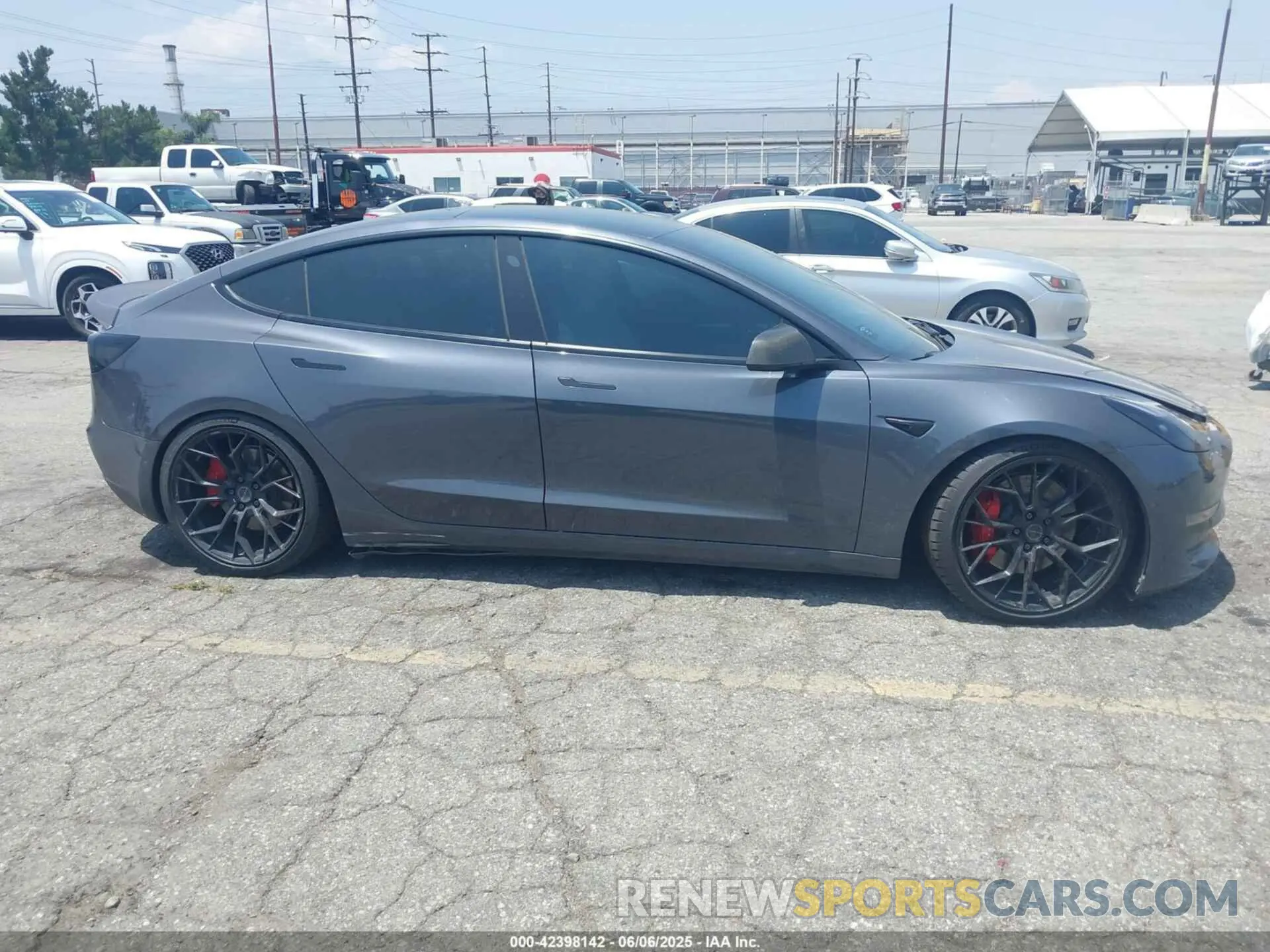12 Photograph of a damaged car 5YJ3E1EC9NF154920 TESLA MODEL 3 2022