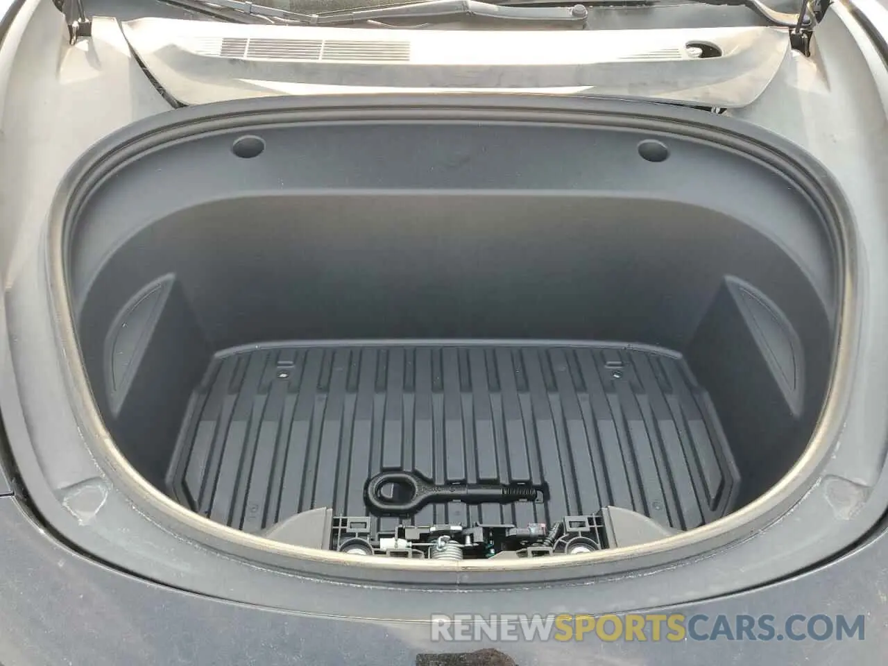11 Photograph of a damaged car 5YJ3E1EC9NF170583 TESLA MODEL 3 2022