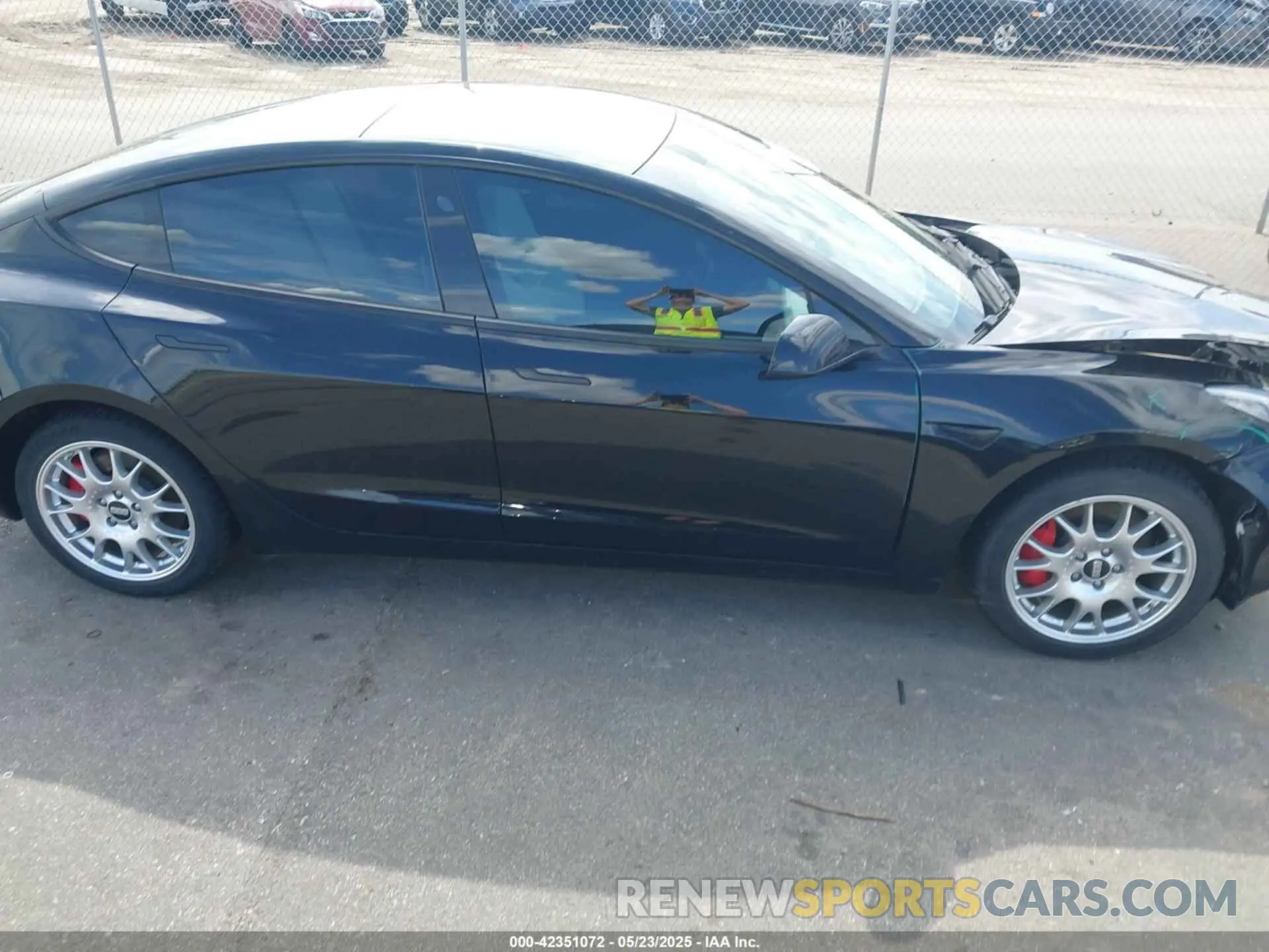 13 Photograph of a damaged car 5YJ3E1EC9NF240616 TESLA MODEL 3 2022