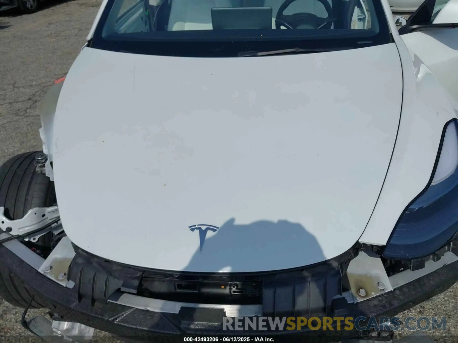 10 Photograph of a damaged car 5YJ3E1EC9NF294837 TESLA MODEL 3 2022