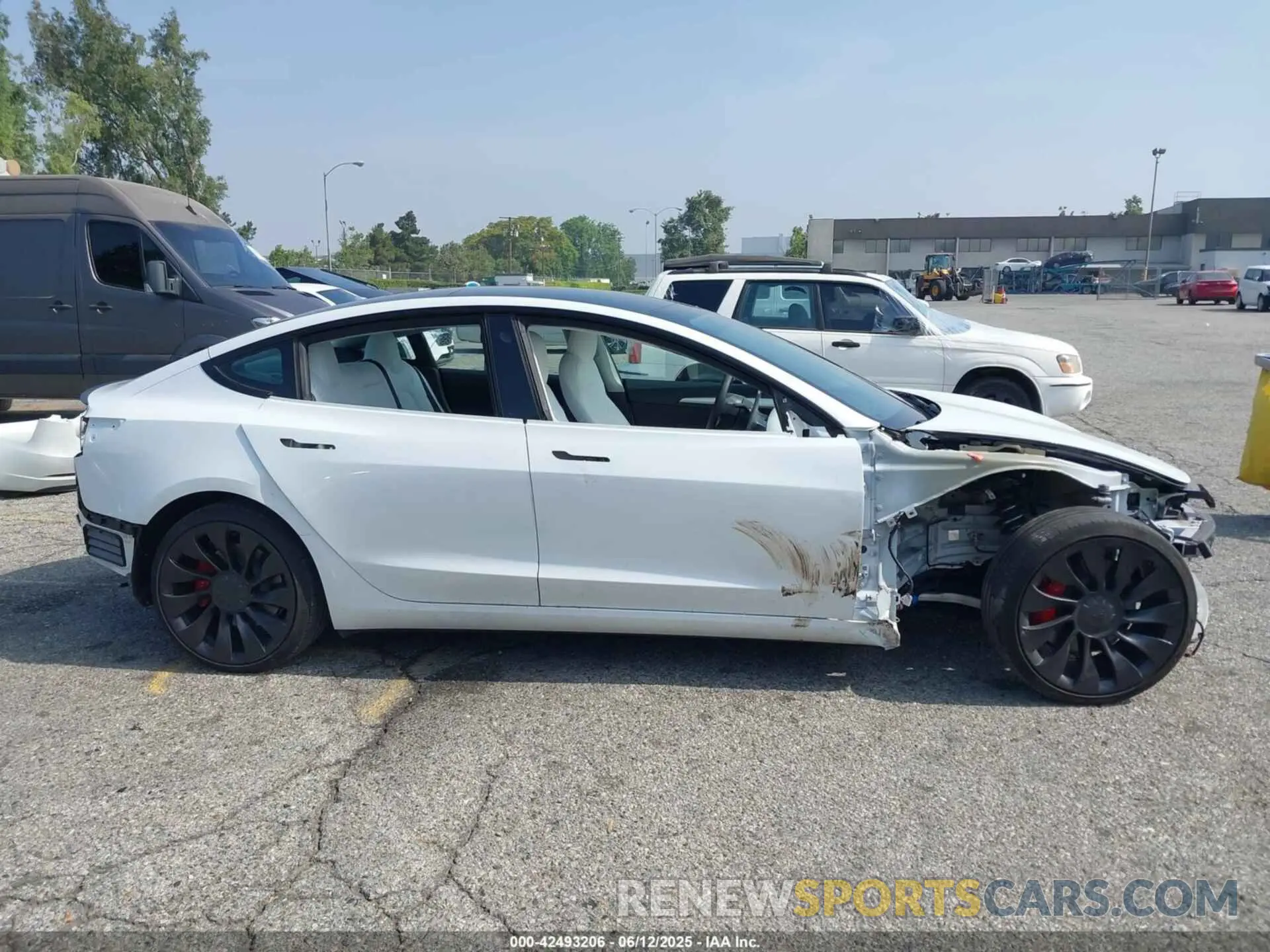 14 Photograph of a damaged car 5YJ3E1EC9NF294837 TESLA MODEL 3 2022