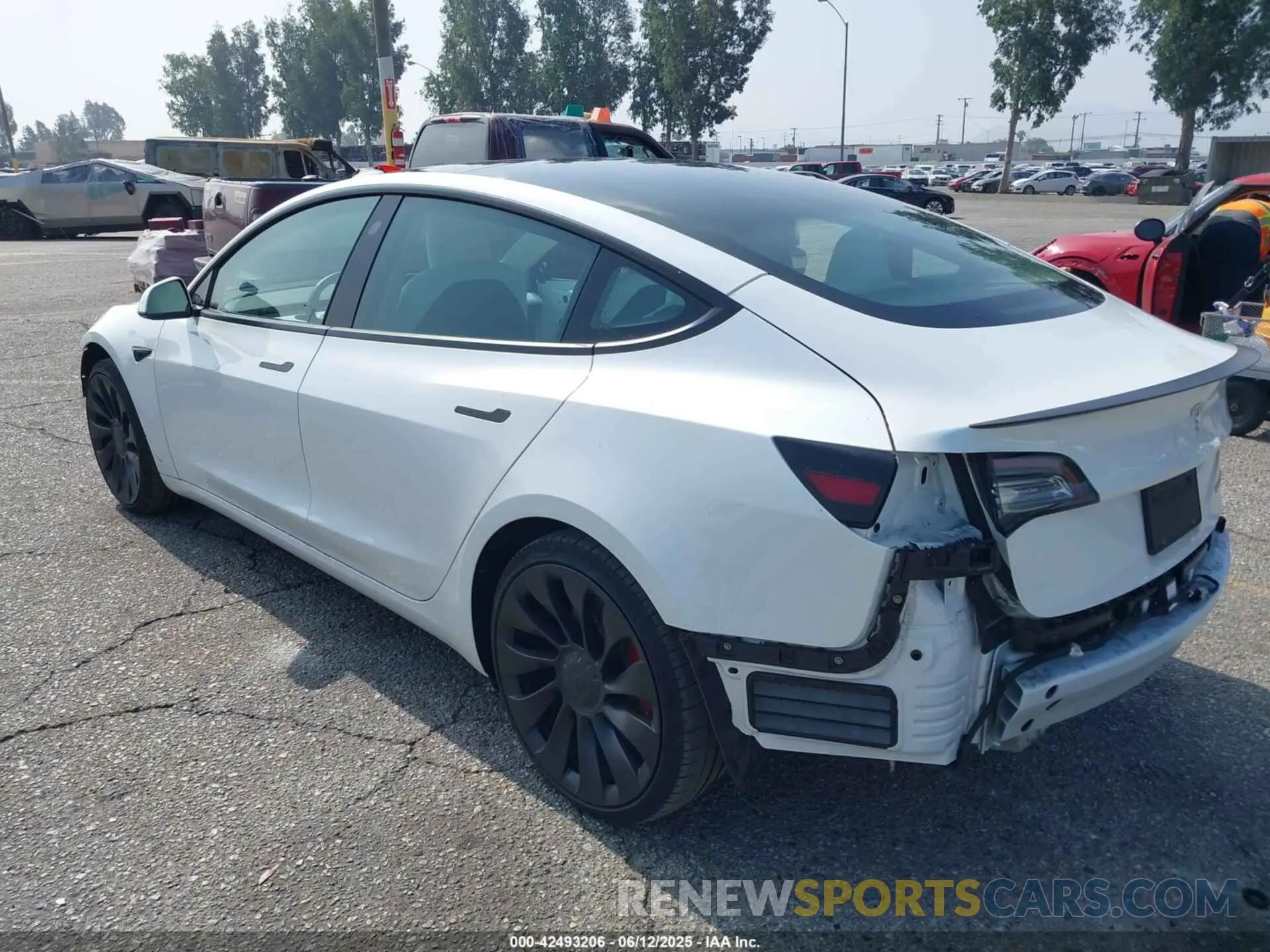 3 Photograph of a damaged car 5YJ3E1EC9NF294837 TESLA MODEL 3 2022