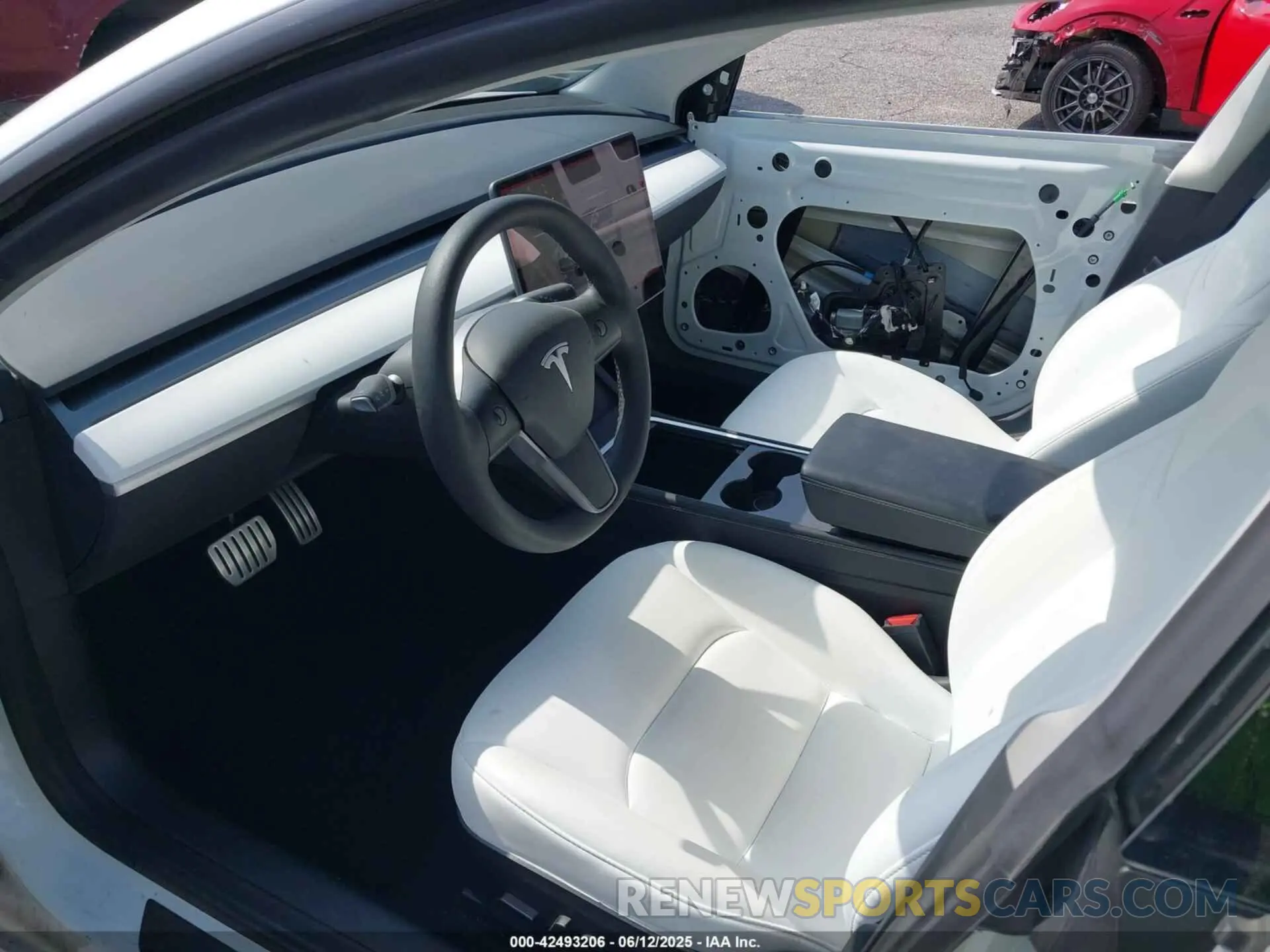 5 Photograph of a damaged car 5YJ3E1EC9NF294837 TESLA MODEL 3 2022