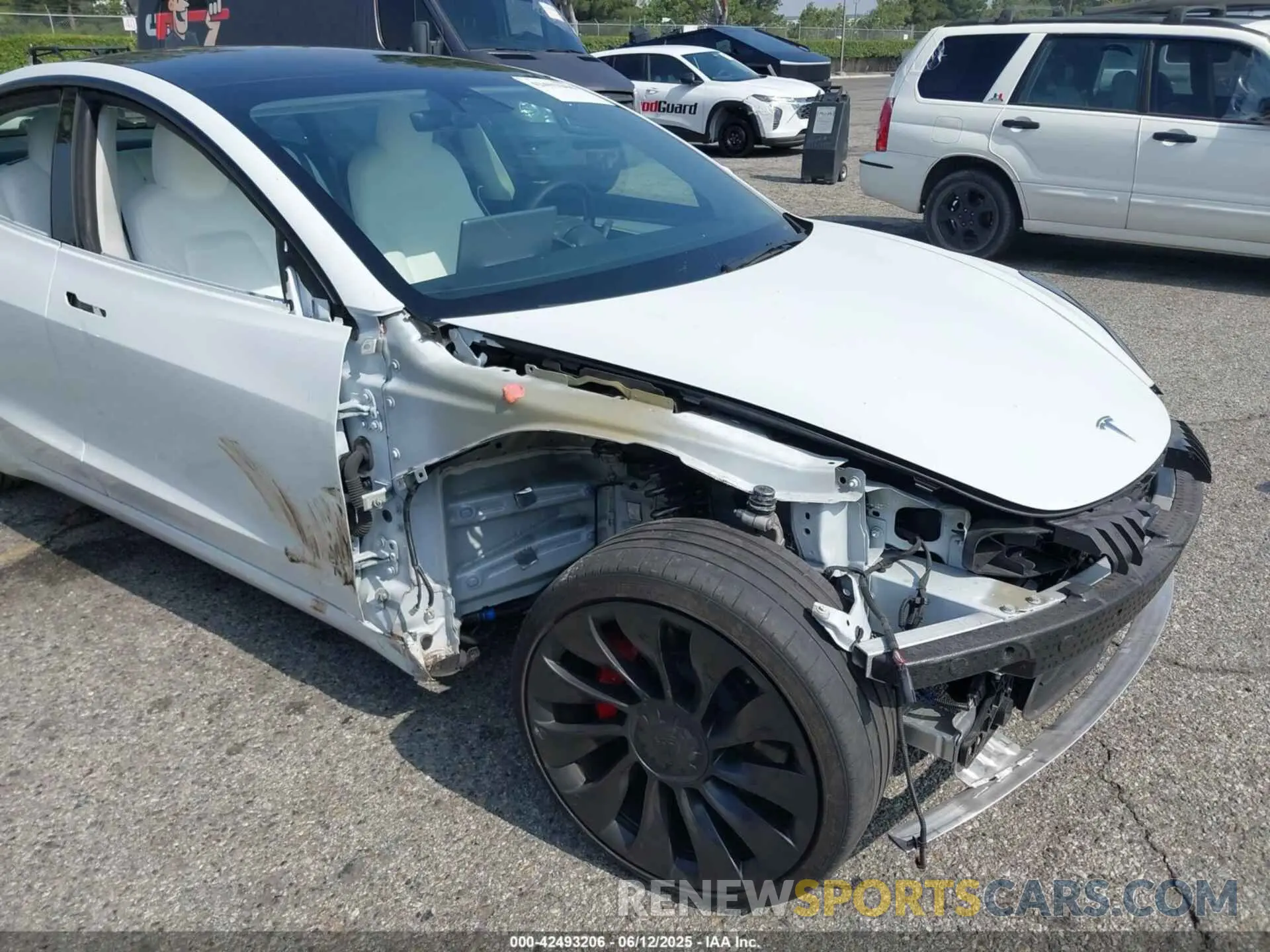 6 Photograph of a damaged car 5YJ3E1EC9NF294837 TESLA MODEL 3 2022