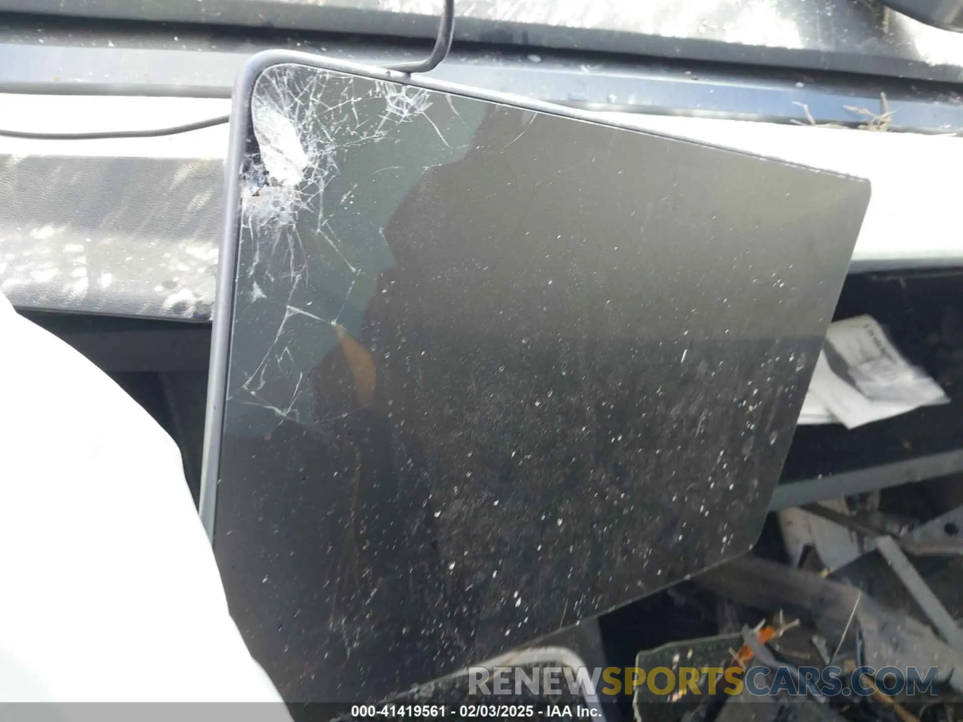14 Photograph of a damaged car 5YJ3E1EC9NF337945 TESLA MODEL 3 2022