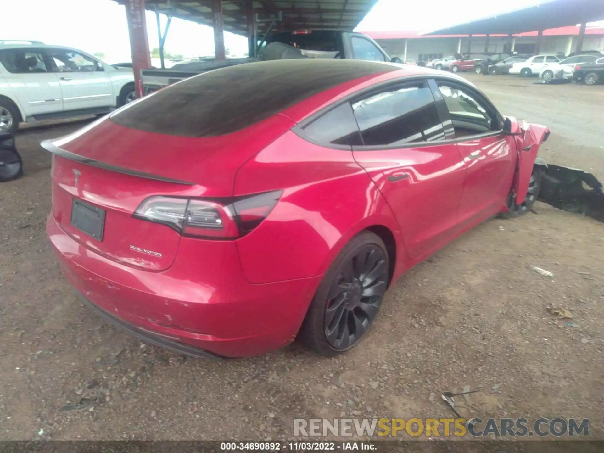 4 Photograph of a damaged car 5YJ3E1EC9NF353742 TESLA MODEL 3 2022