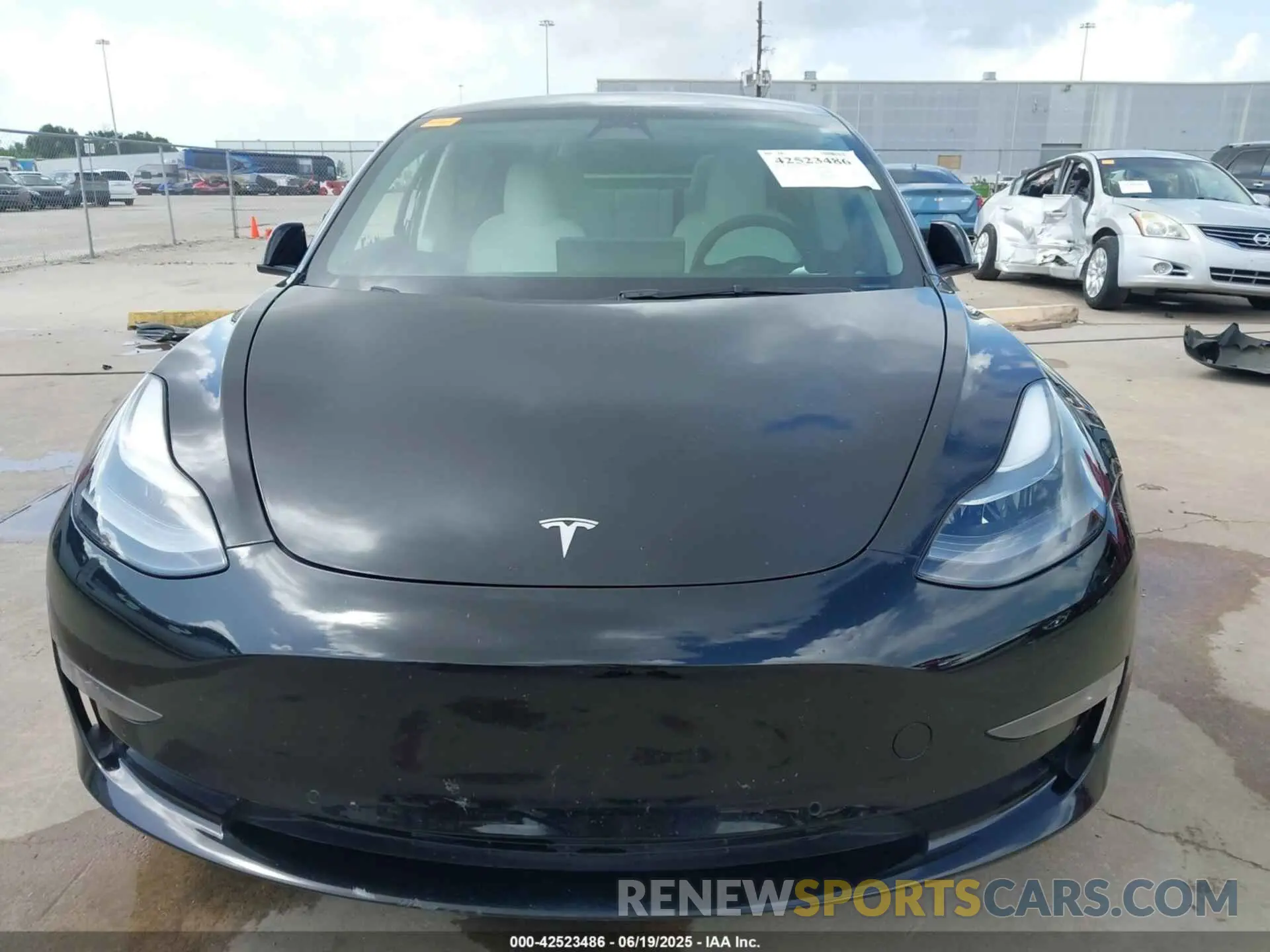 12 Photograph of a damaged car 5YJ3E1EC9NF356804 TESLA MODEL 3 2022