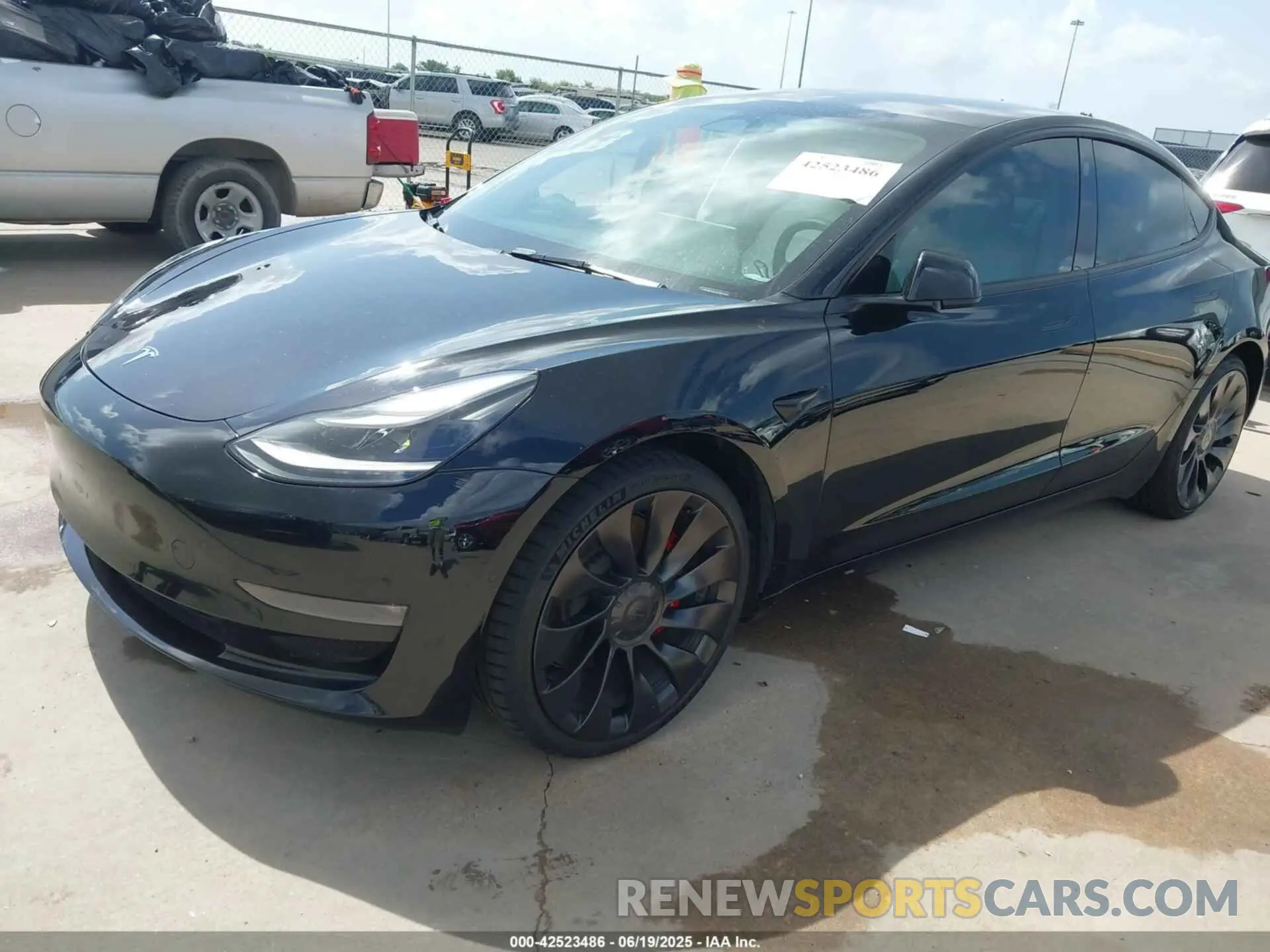 2 Photograph of a damaged car 5YJ3E1EC9NF356804 TESLA MODEL 3 2022