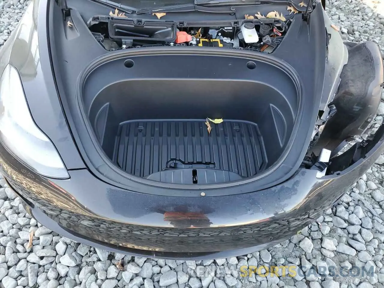 11 Photograph of a damaged car 5YJ3E1ECXNF103264 TESLA MODEL 3 2022