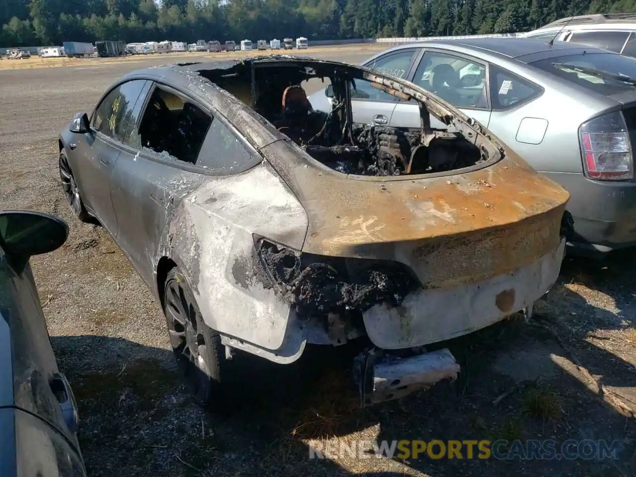 3 Photograph of a damaged car 5YJ3E1ECXNF126415 TESLA MODEL 3 2022