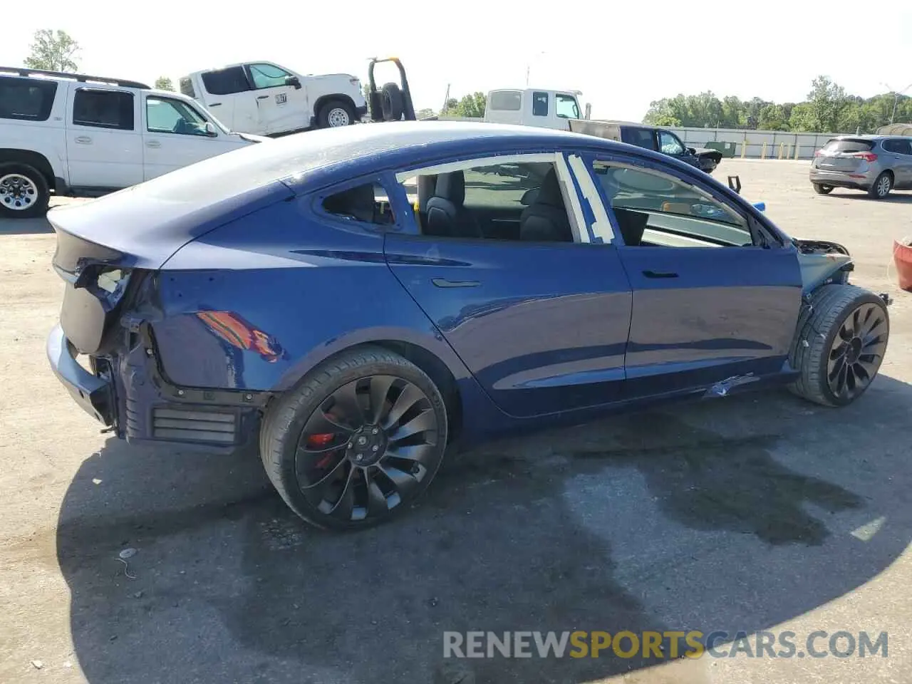 3 Photograph of a damaged car 5YJ3E1ECXNF261118 TESLA MODEL 3 2022