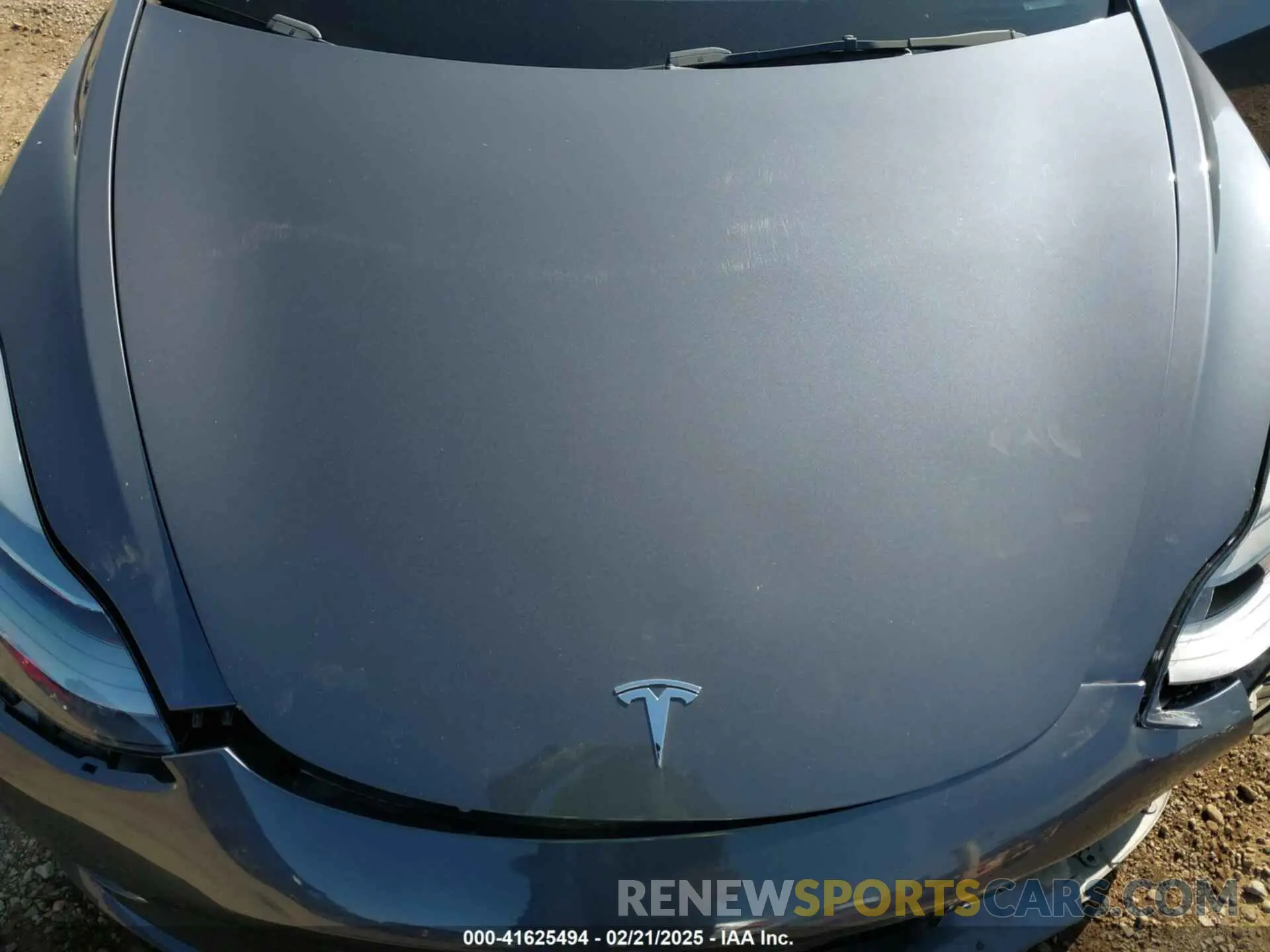 10 Photograph of a damaged car 5YJ3E1ECXNF264830 TESLA MODEL 3 2022
