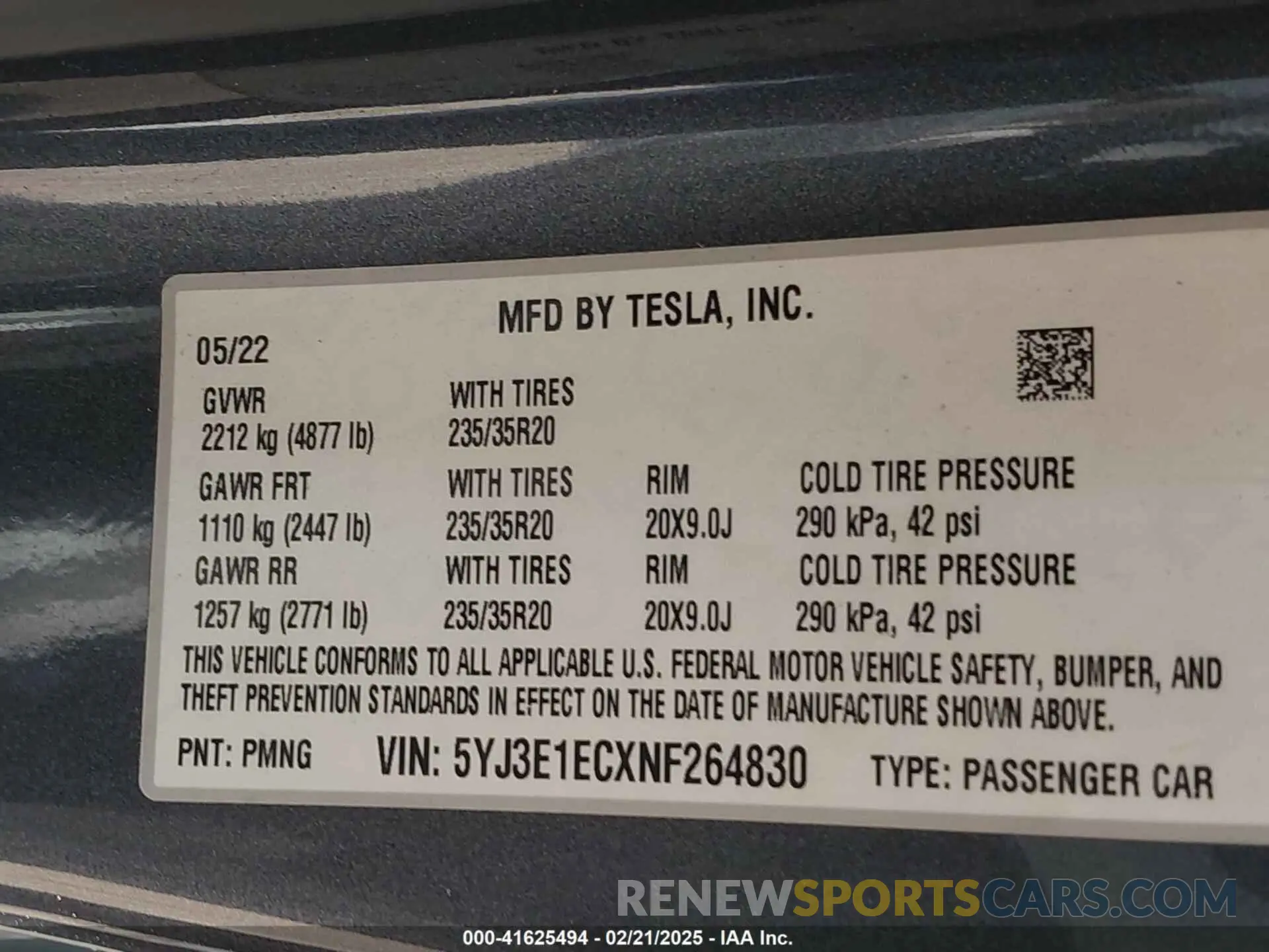 9 Photograph of a damaged car 5YJ3E1ECXNF264830 TESLA MODEL 3 2022