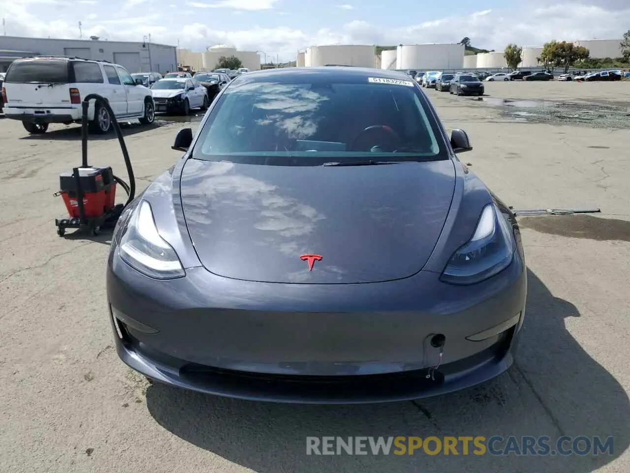 5 Photograph of a damaged car 5YJ3E1ECXNF266805 TESLA MODEL 3 2022