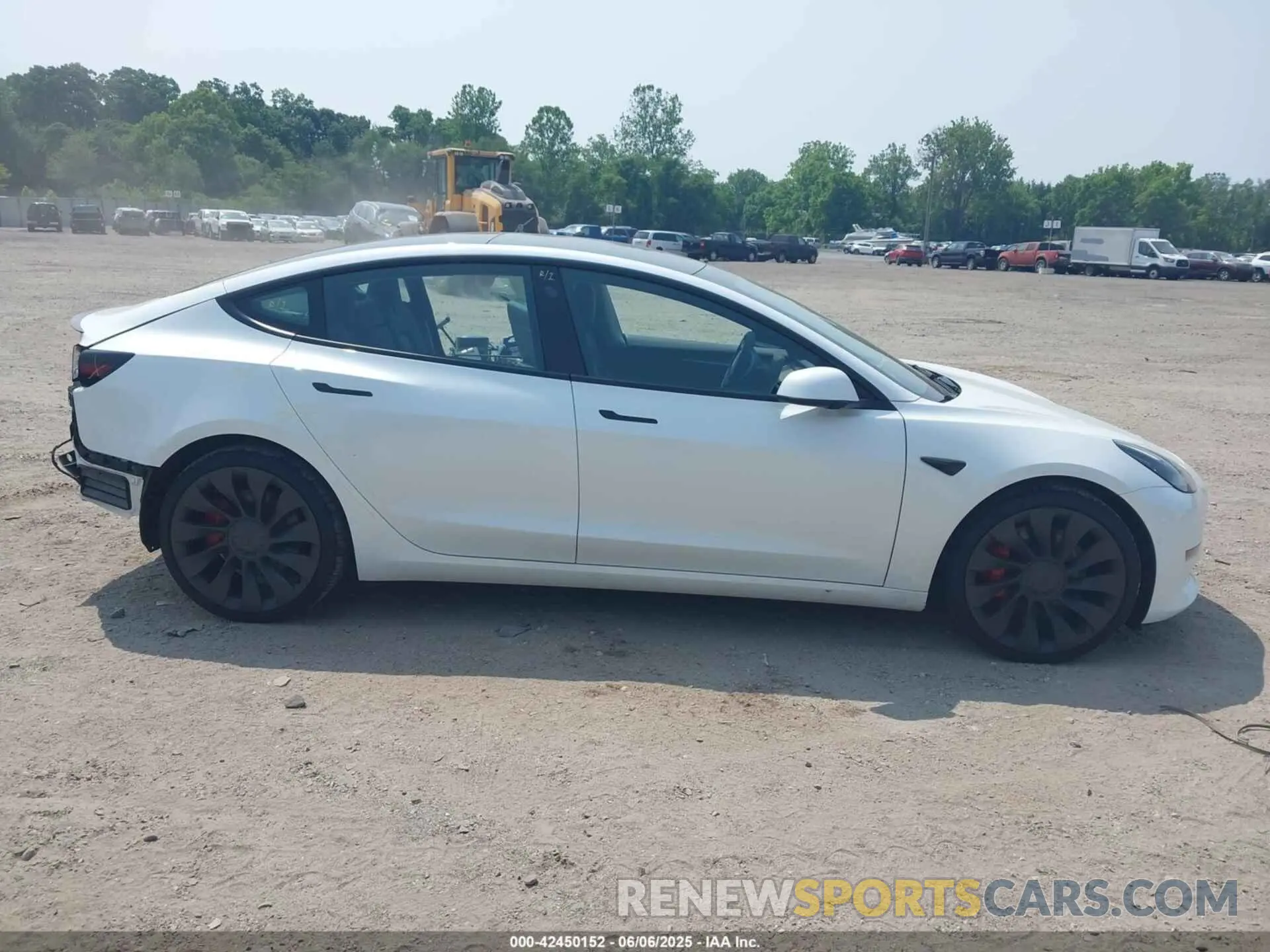 13 Photograph of a damaged car 5YJ3E1ECXNF335833 TESLA MODEL 3 2022