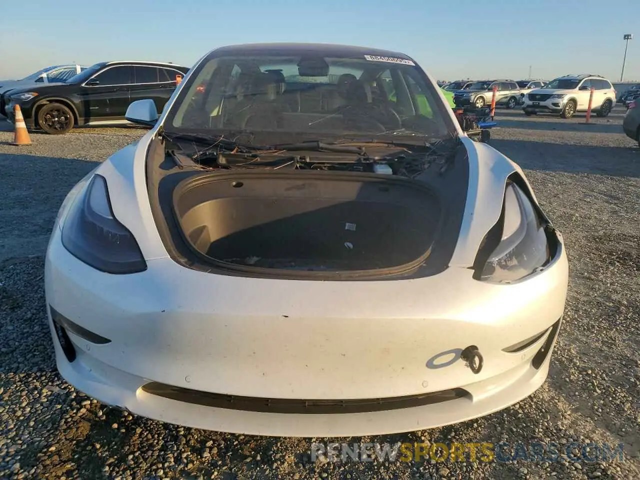 5 Photograph of a damaged car 5YJ3E1ECXNF354477 TESLA MODEL 3 2022