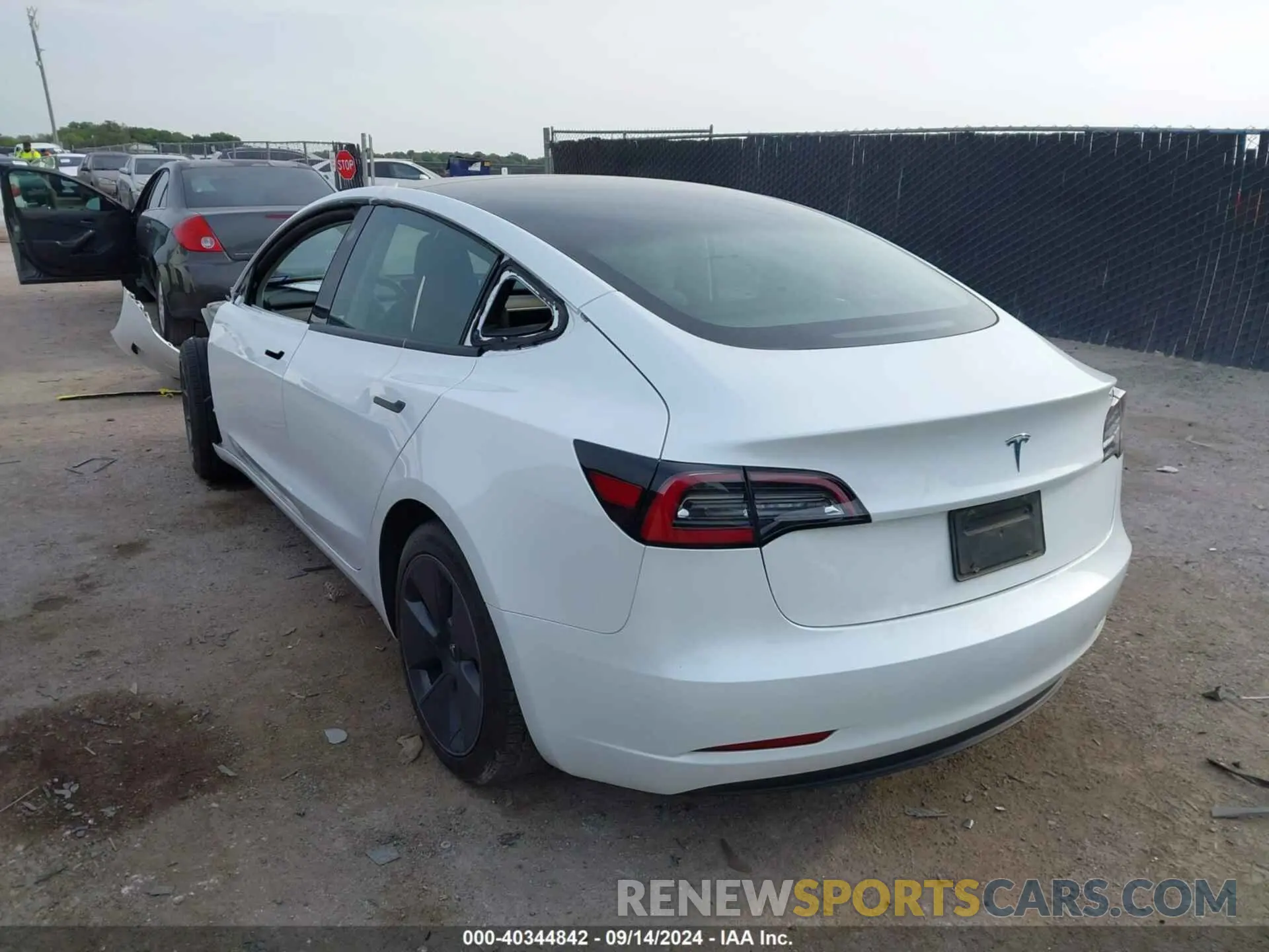 3 Photograph of a damaged car 5YJ3E1EA0PF384993 TESLA MODEL 3 2023