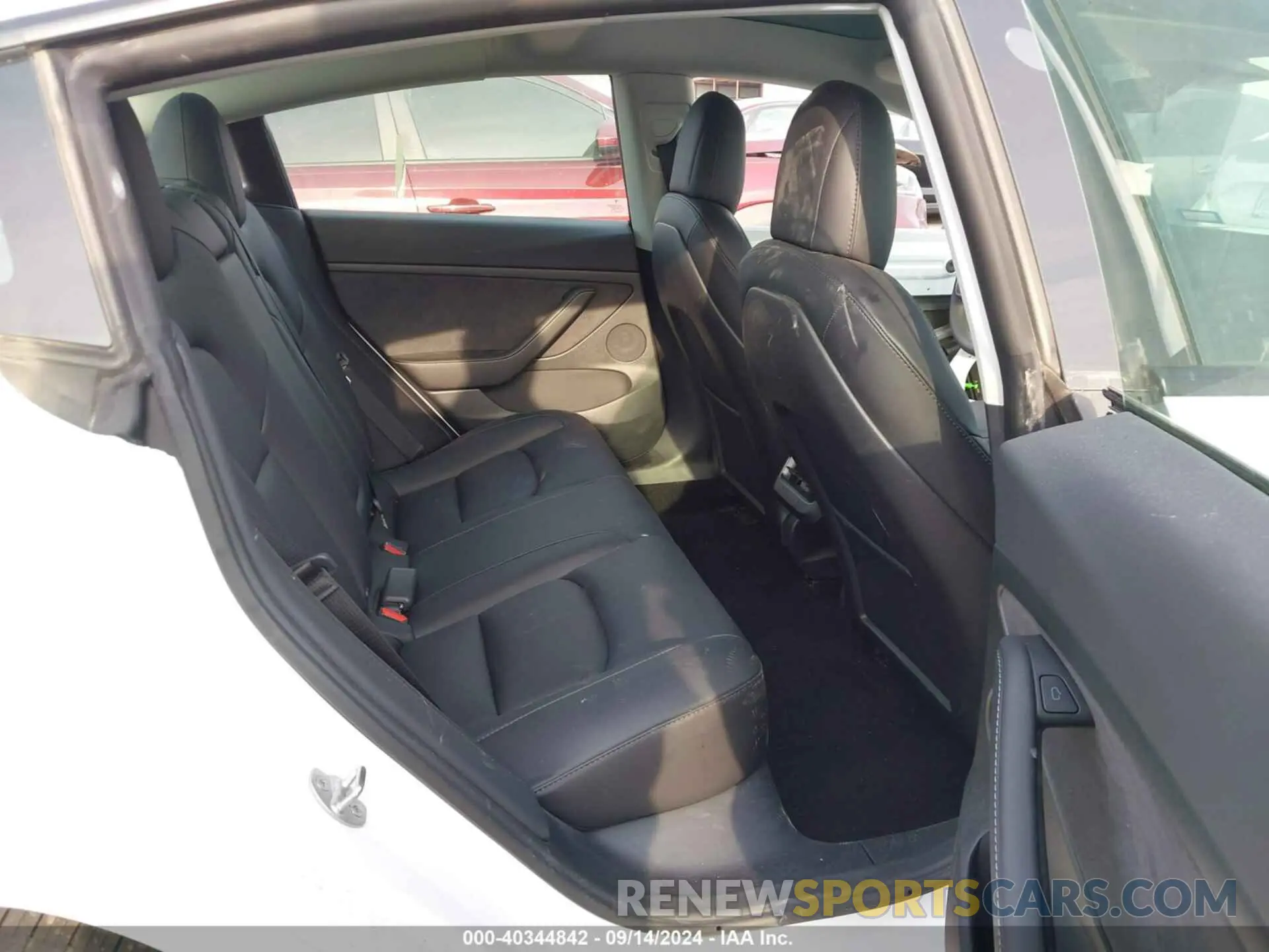 8 Photograph of a damaged car 5YJ3E1EA0PF384993 TESLA MODEL 3 2023