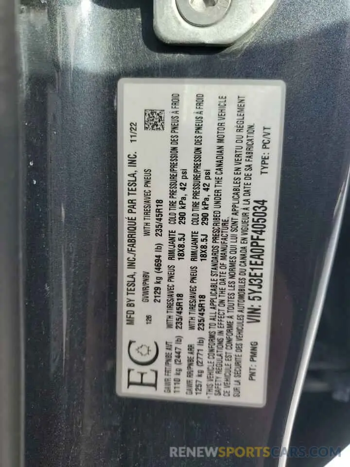 12 Photograph of a damaged car 5YJ3E1EA0PF405034 TESLA MODEL 3 2023