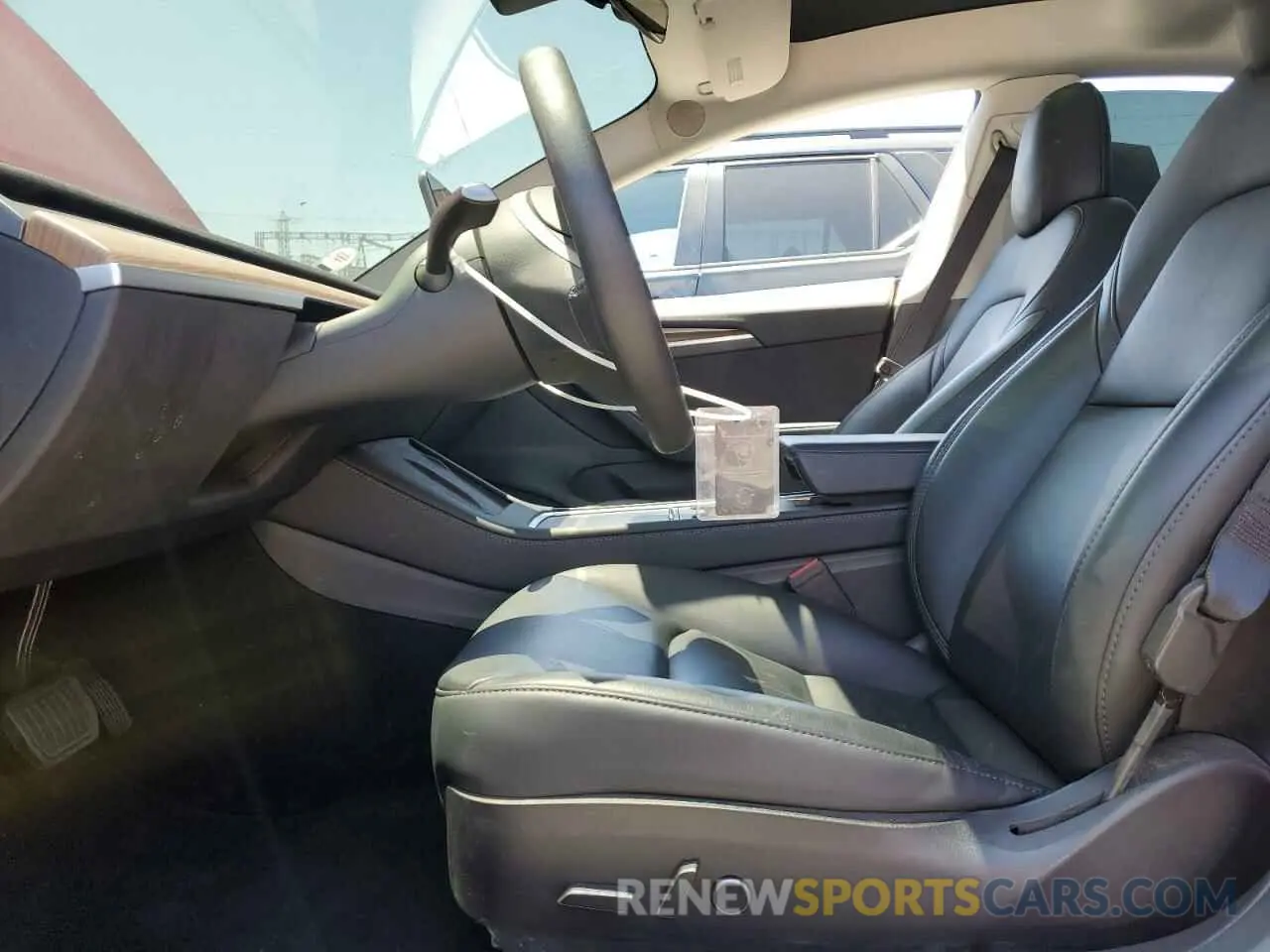 7 Photograph of a damaged car 5YJ3E1EA0PF412405 TESLA MODEL 3 2023