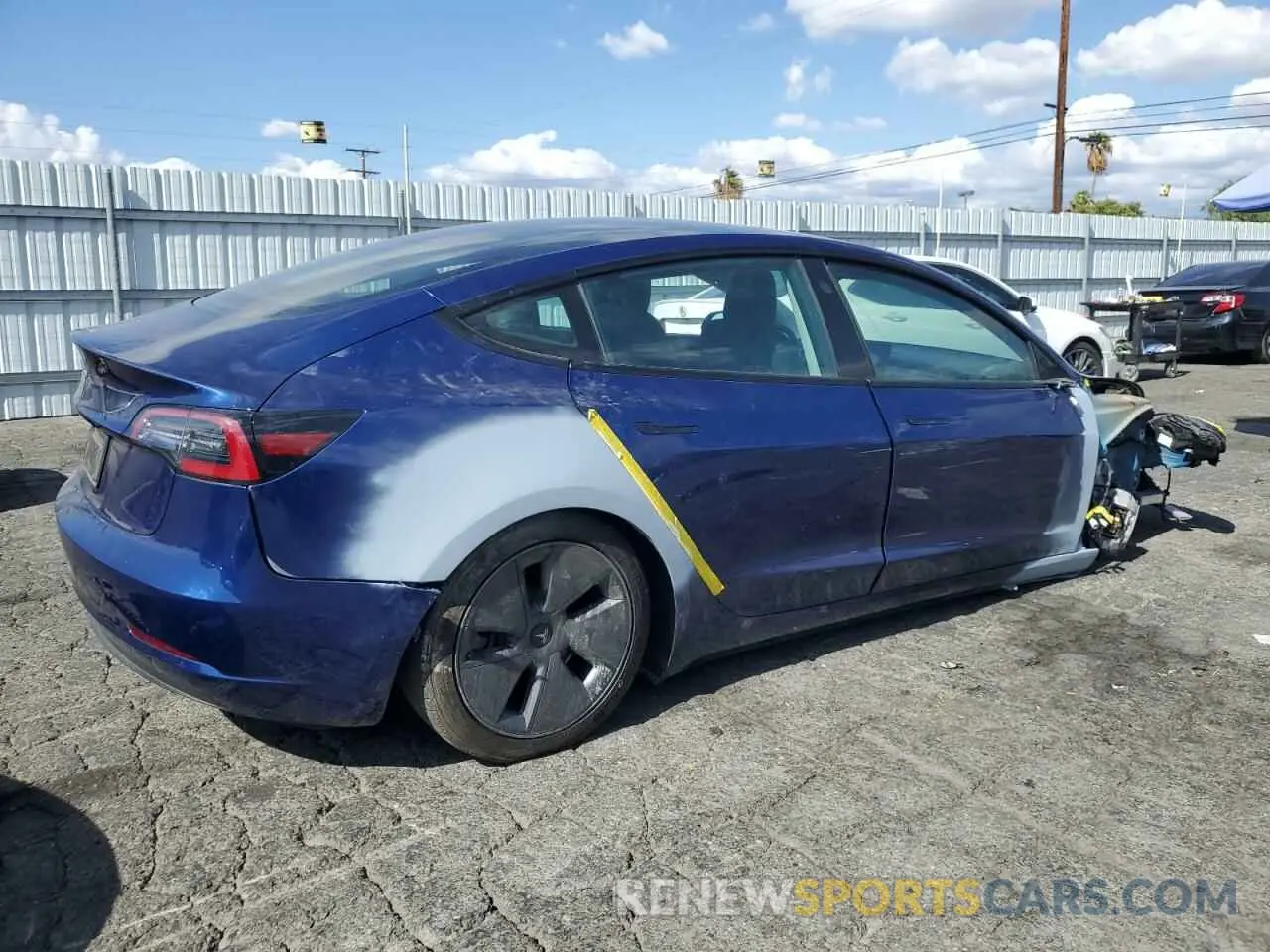 3 Photograph of a damaged car 5YJ3E1EA0PF418933 TESLA MODEL 3 2023