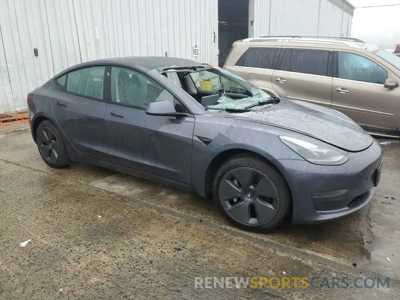 4 Photograph of a damaged car 5YJ3E1EA0PF436087 TESLA MODEL 3 2023