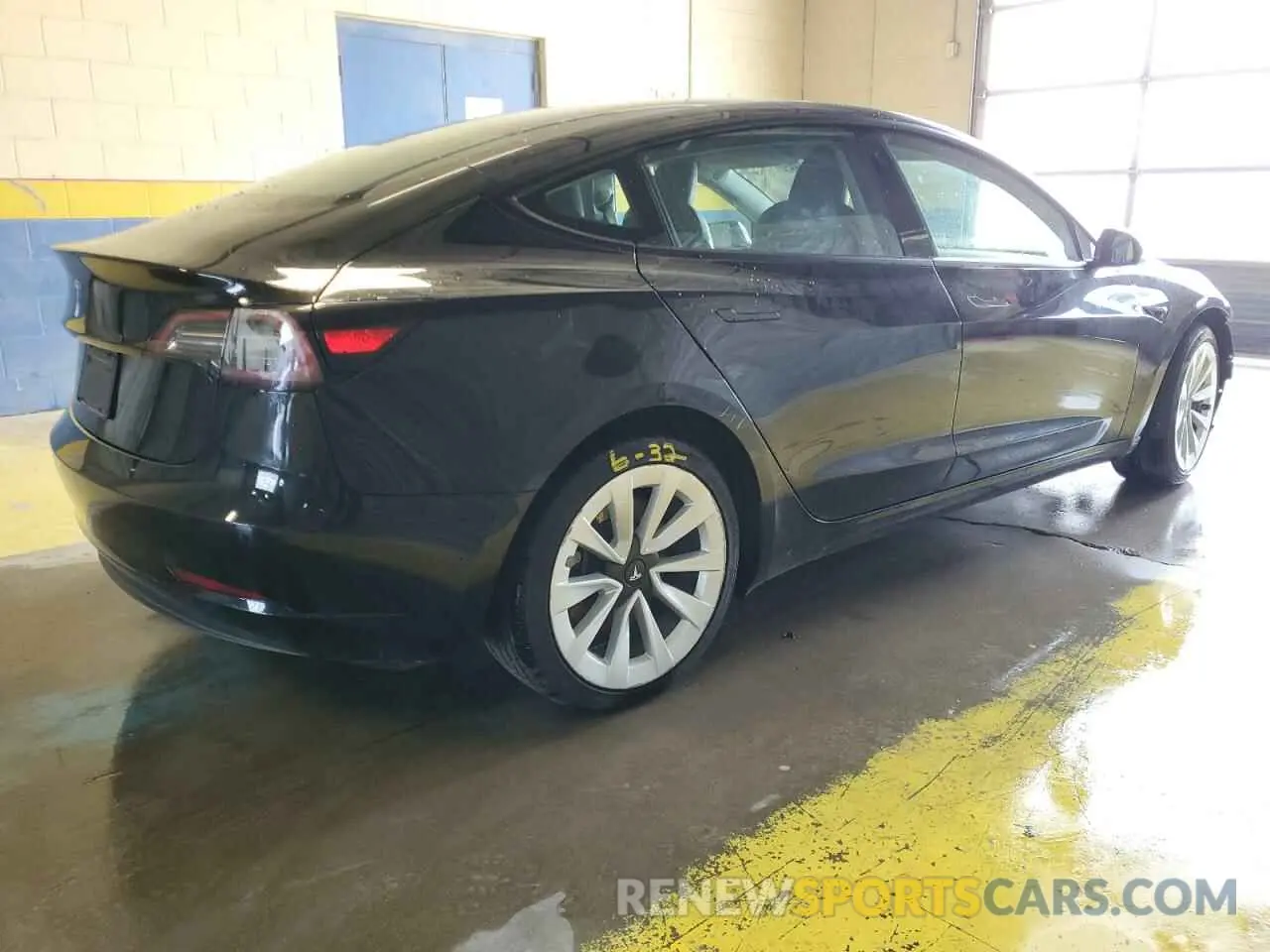 3 Photograph of a damaged car 5YJ3E1EA0PF437496 TESLA MODEL 3 2023