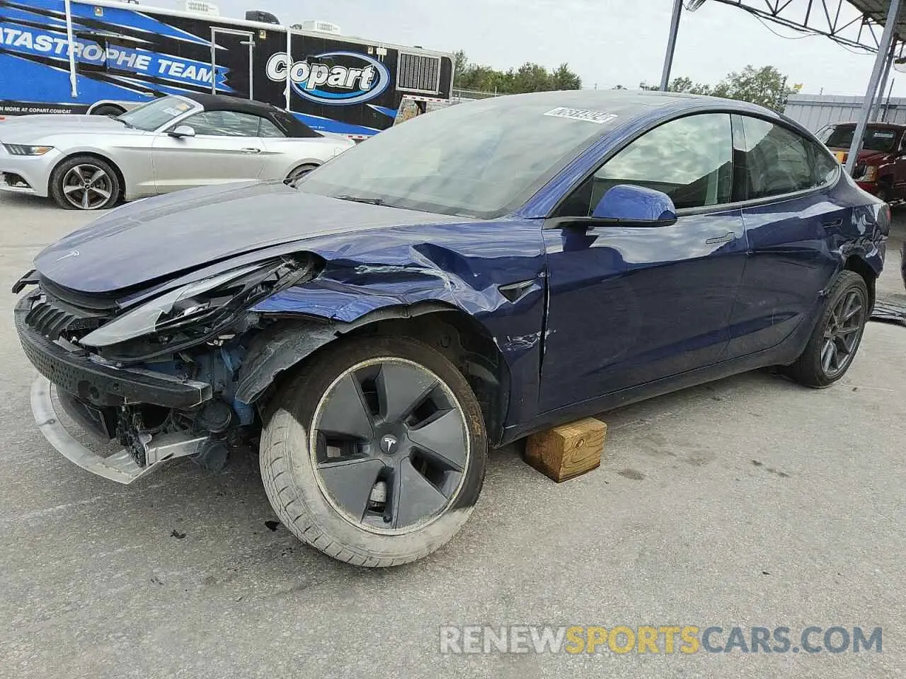 1 Photograph of a damaged car 5YJ3E1EA0PF447784 TESLA MODEL 3 2023