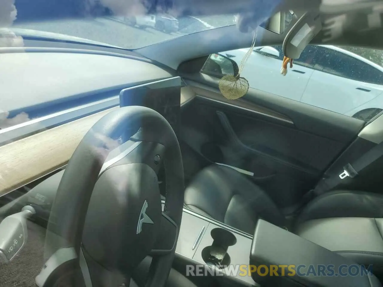 9 Photograph of a damaged car 5YJ3E1EA0PF455481 TESLA MODEL 3 2023