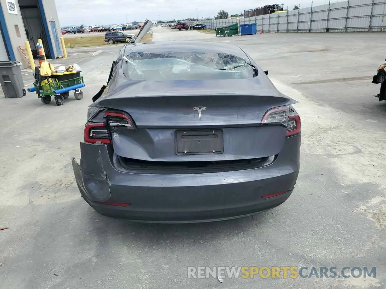 6 Photograph of a damaged car 5YJ3E1EA0PF460230 TESLA MODEL 3 2023