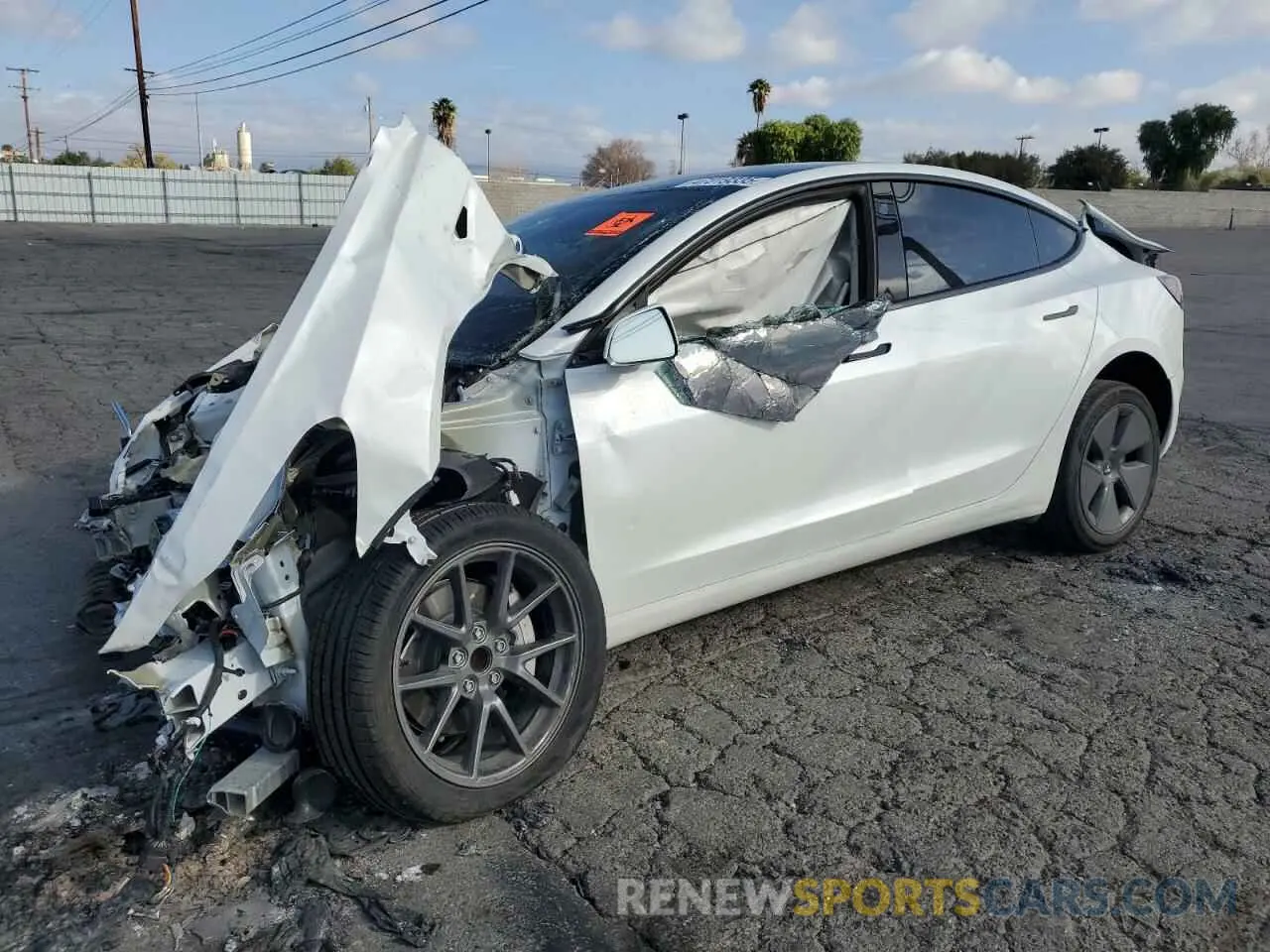 1 Photograph of a damaged car 5YJ3E1EA0PF466982 TESLA MODEL 3 2023