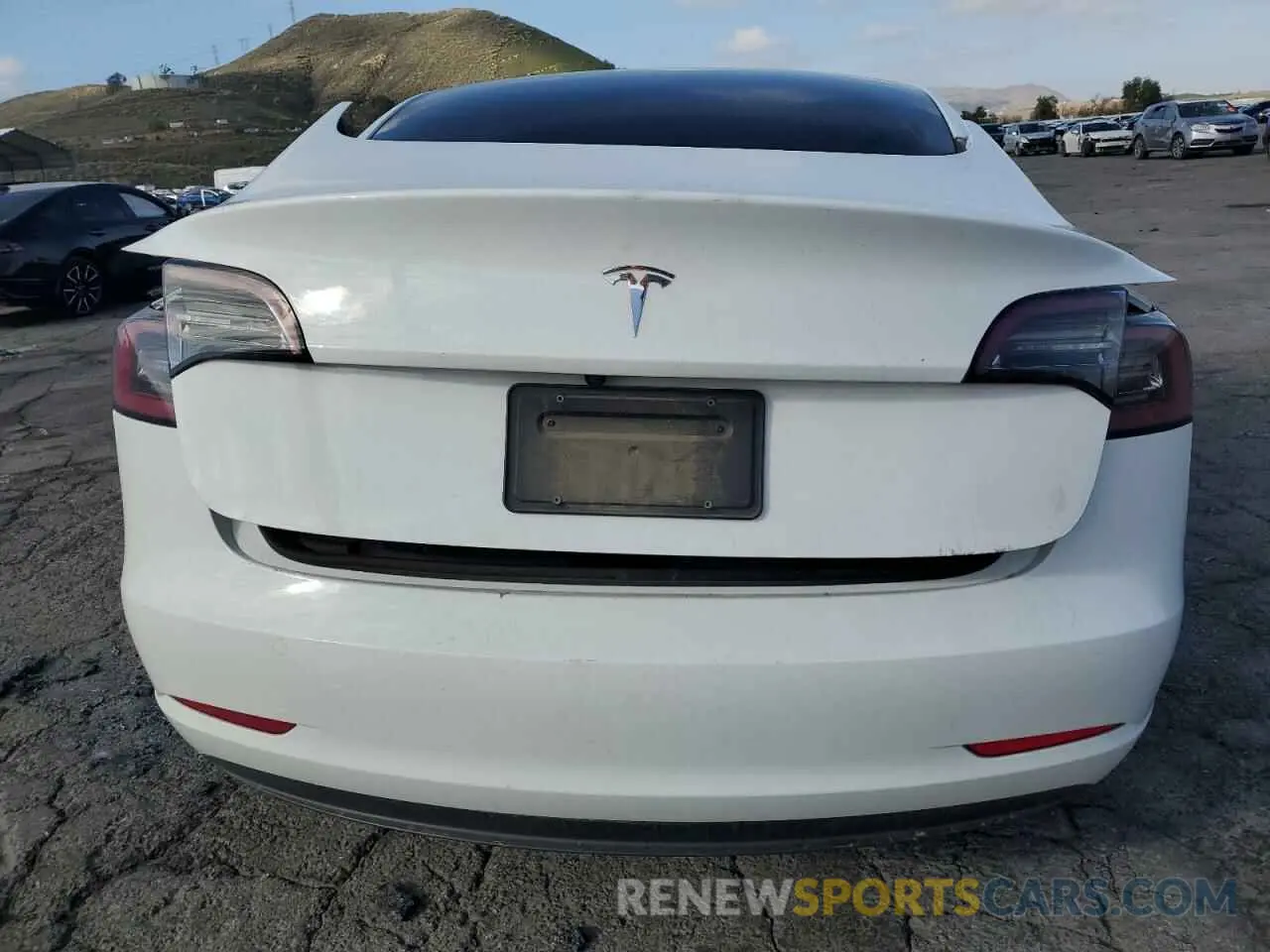 6 Photograph of a damaged car 5YJ3E1EA0PF466982 TESLA MODEL 3 2023