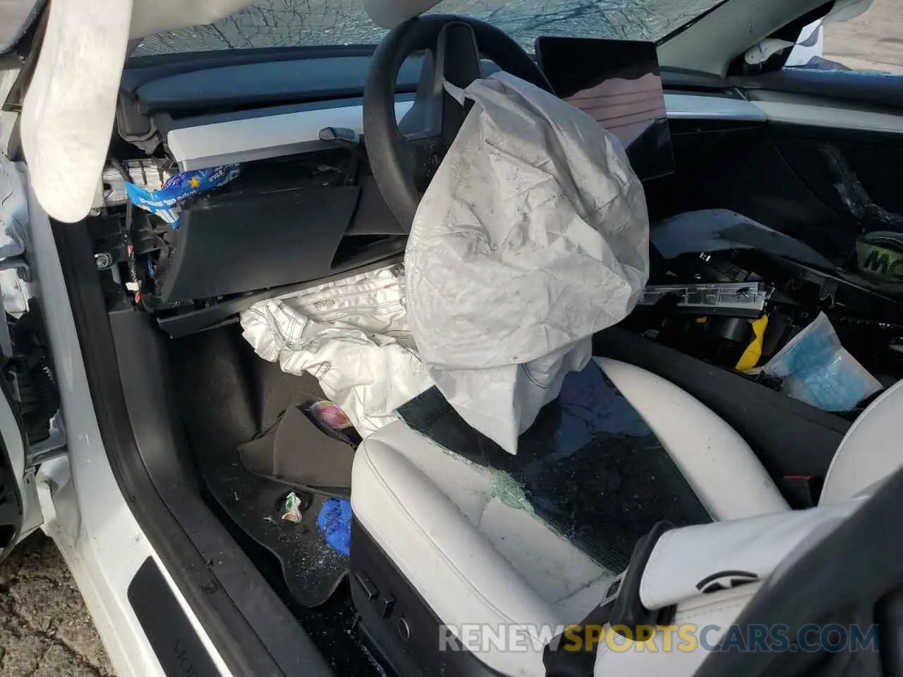 8 Photograph of a damaged car 5YJ3E1EA0PF466982 TESLA MODEL 3 2023