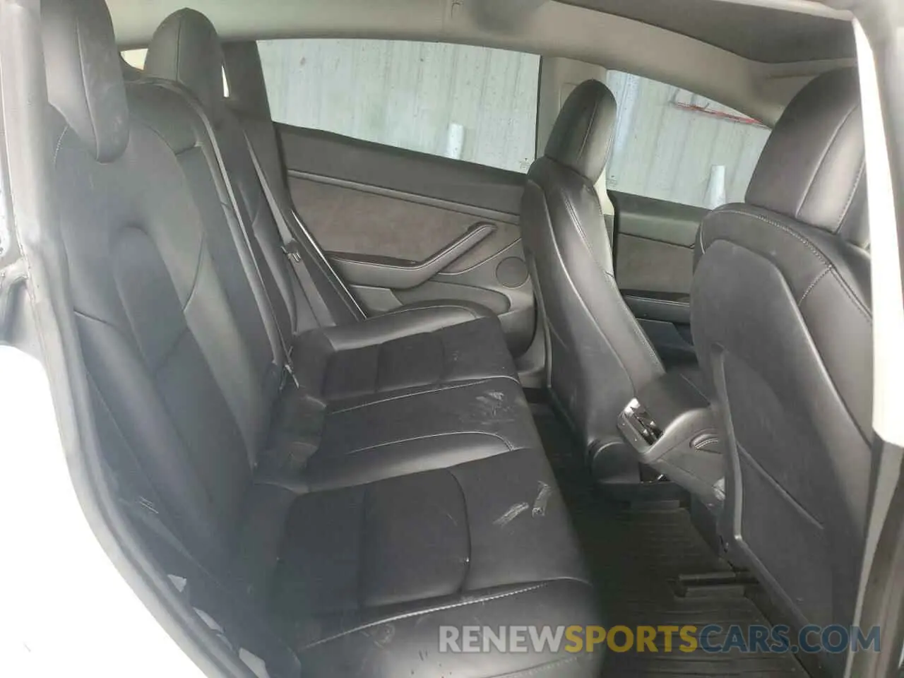 10 Photograph of a damaged car 5YJ3E1EA0PF468571 TESLA MODEL 3 2023