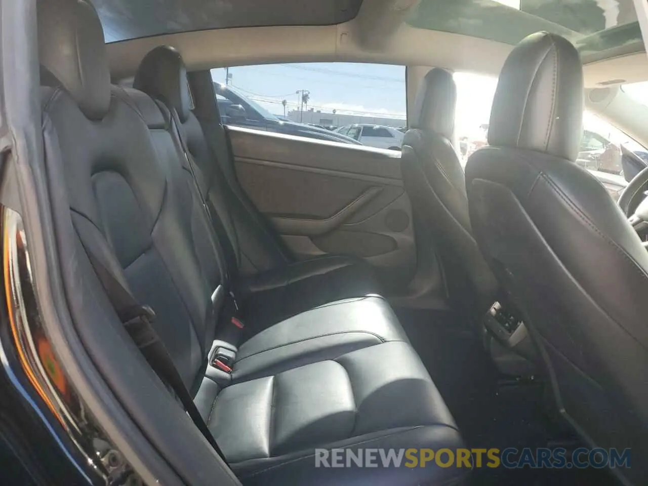11 Photograph of a damaged car 5YJ3E1EA0PF471034 TESLA MODEL 3 2023