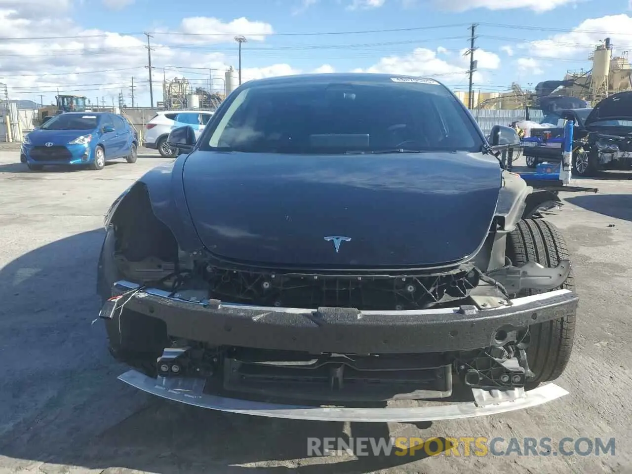 5 Photograph of a damaged car 5YJ3E1EA0PF471034 TESLA MODEL 3 2023