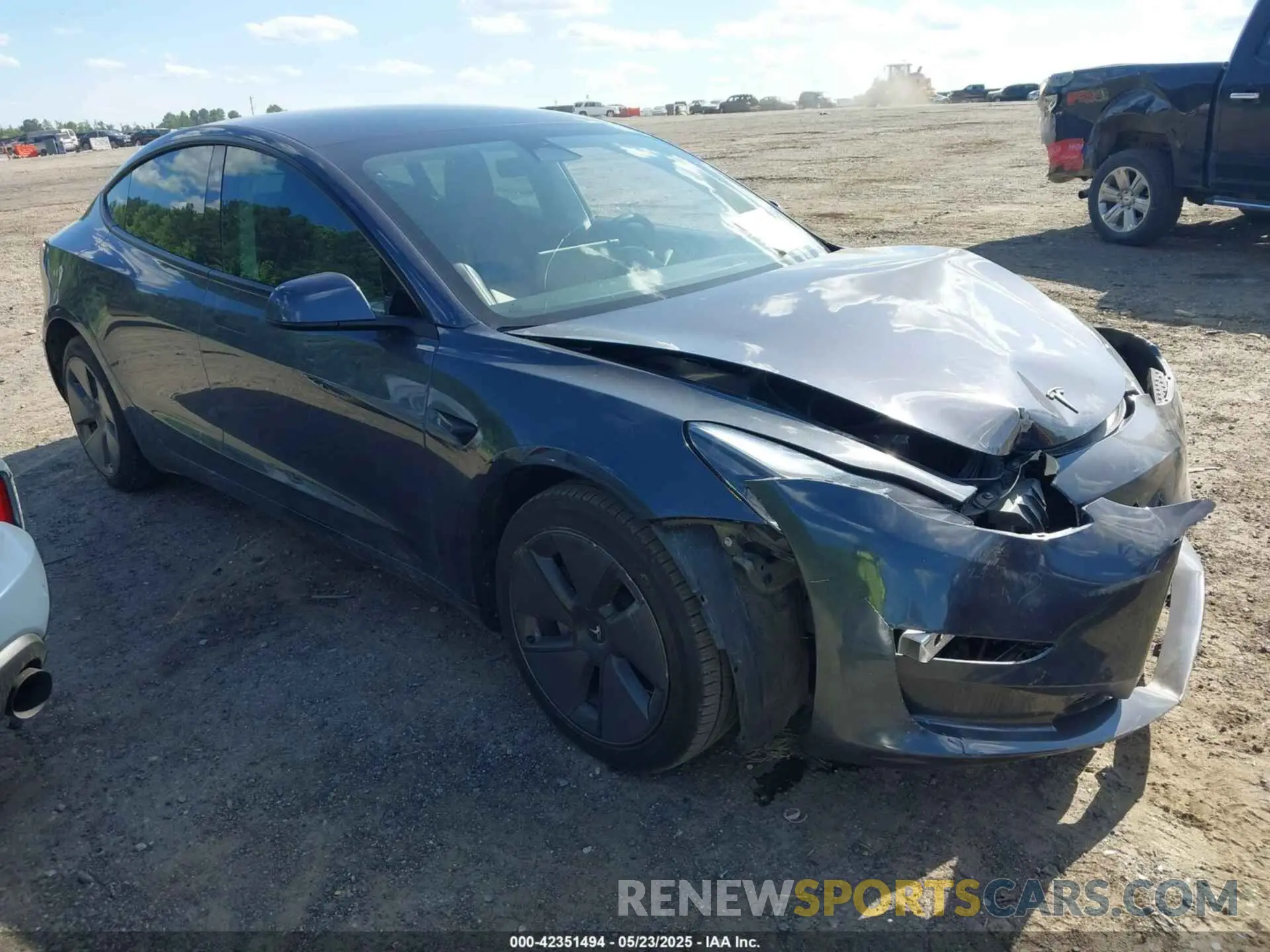 1 Photograph of a damaged car 5YJ3E1EA0PF473754 TESLA MODEL 3 2023