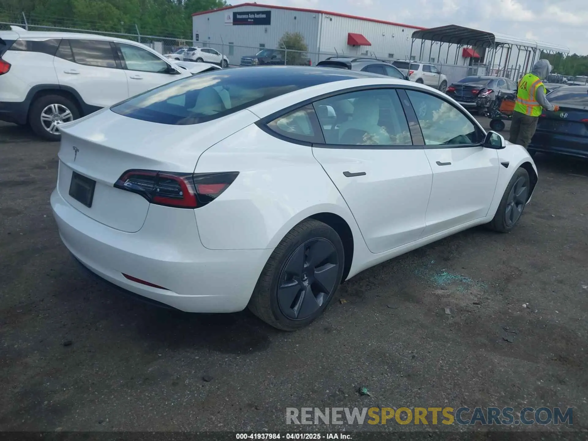 4 Photograph of a damaged car 5YJ3E1EA0PF480316 TESLA MODEL 3 2023
