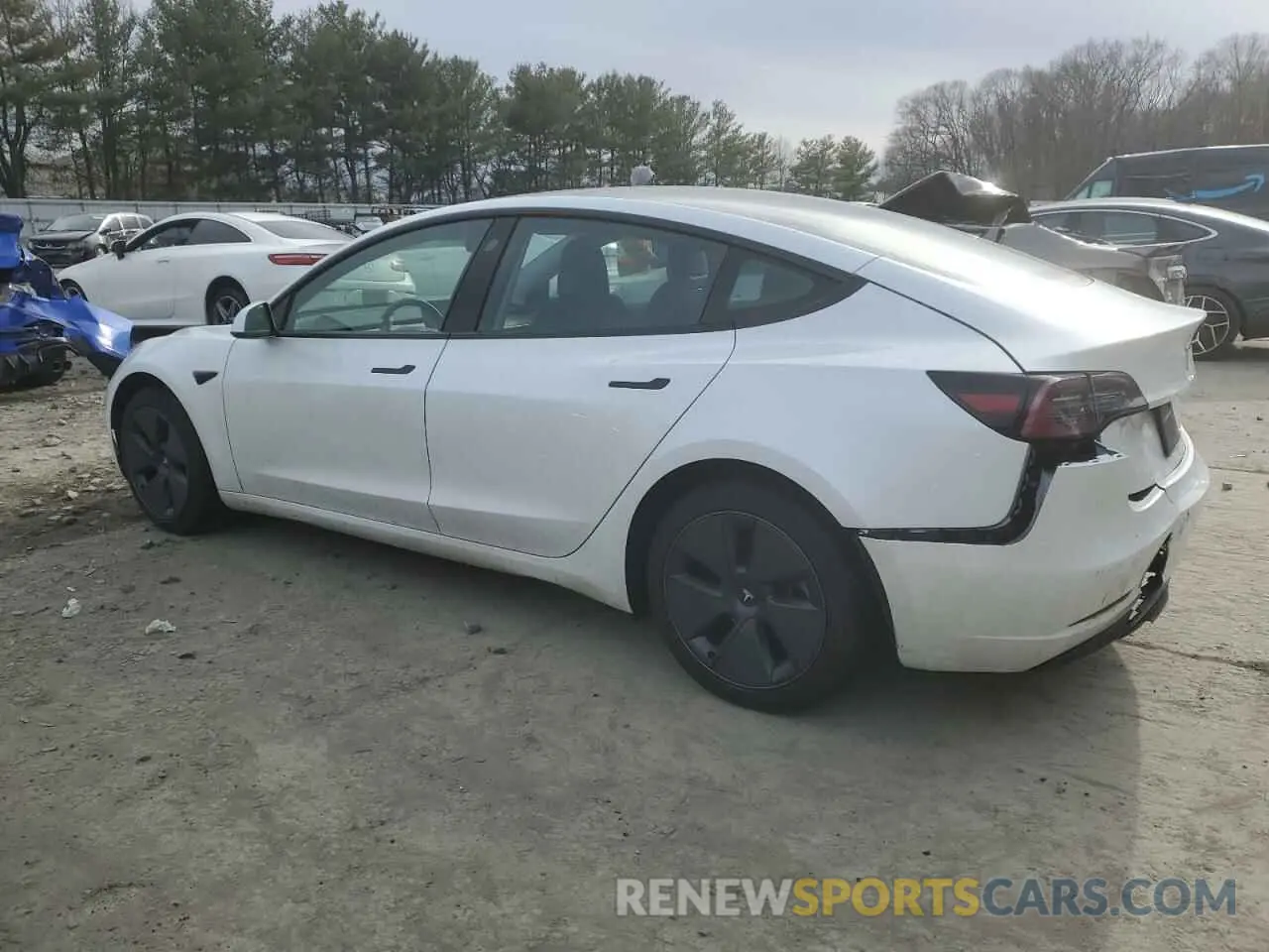 2 Photograph of a damaged car 5YJ3E1EA0PF487458 TESLA MODEL 3 2023