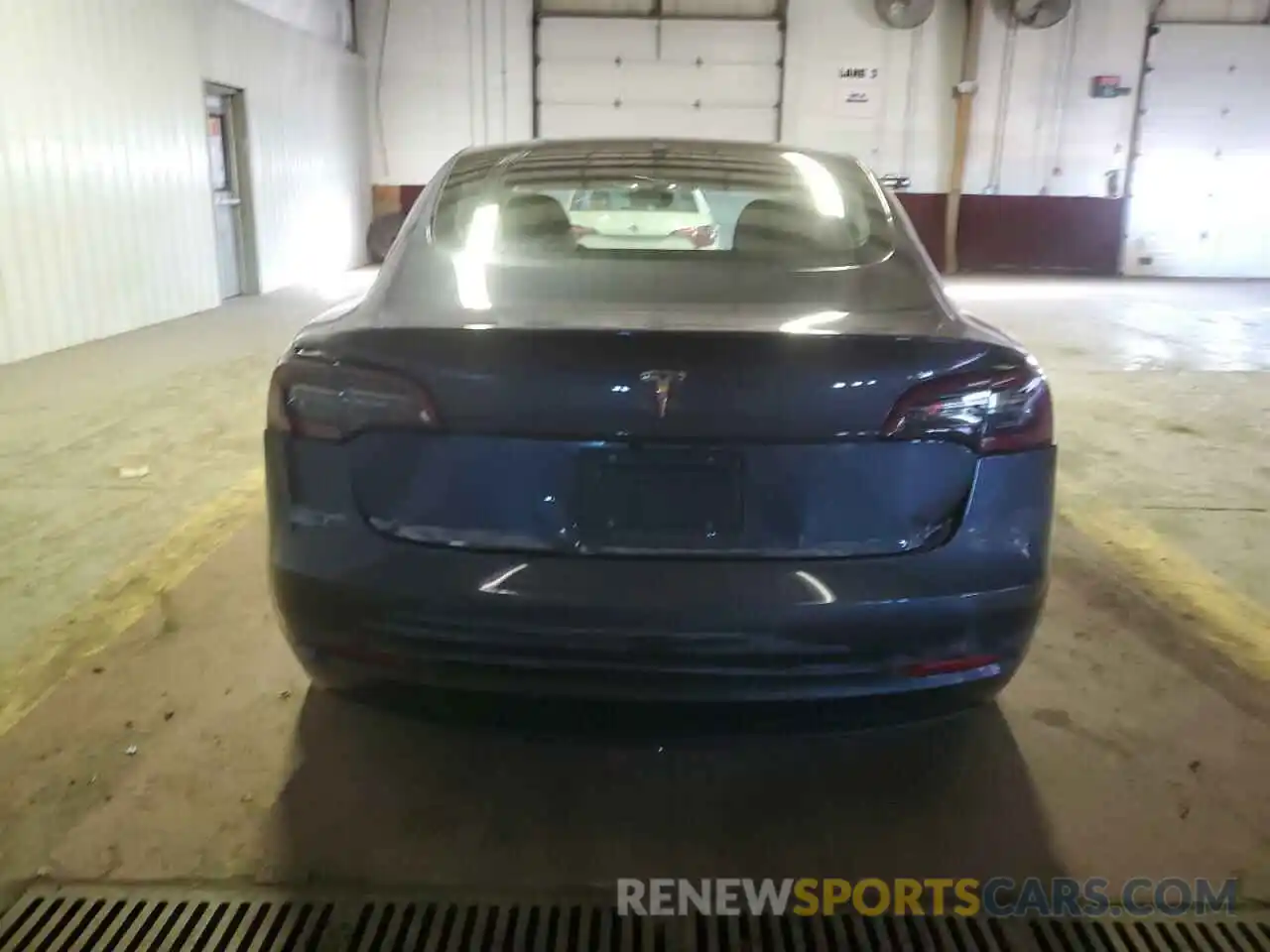 6 Photograph of a damaged car 5YJ3E1EA0PF501892 TESLA MODEL 3 2023