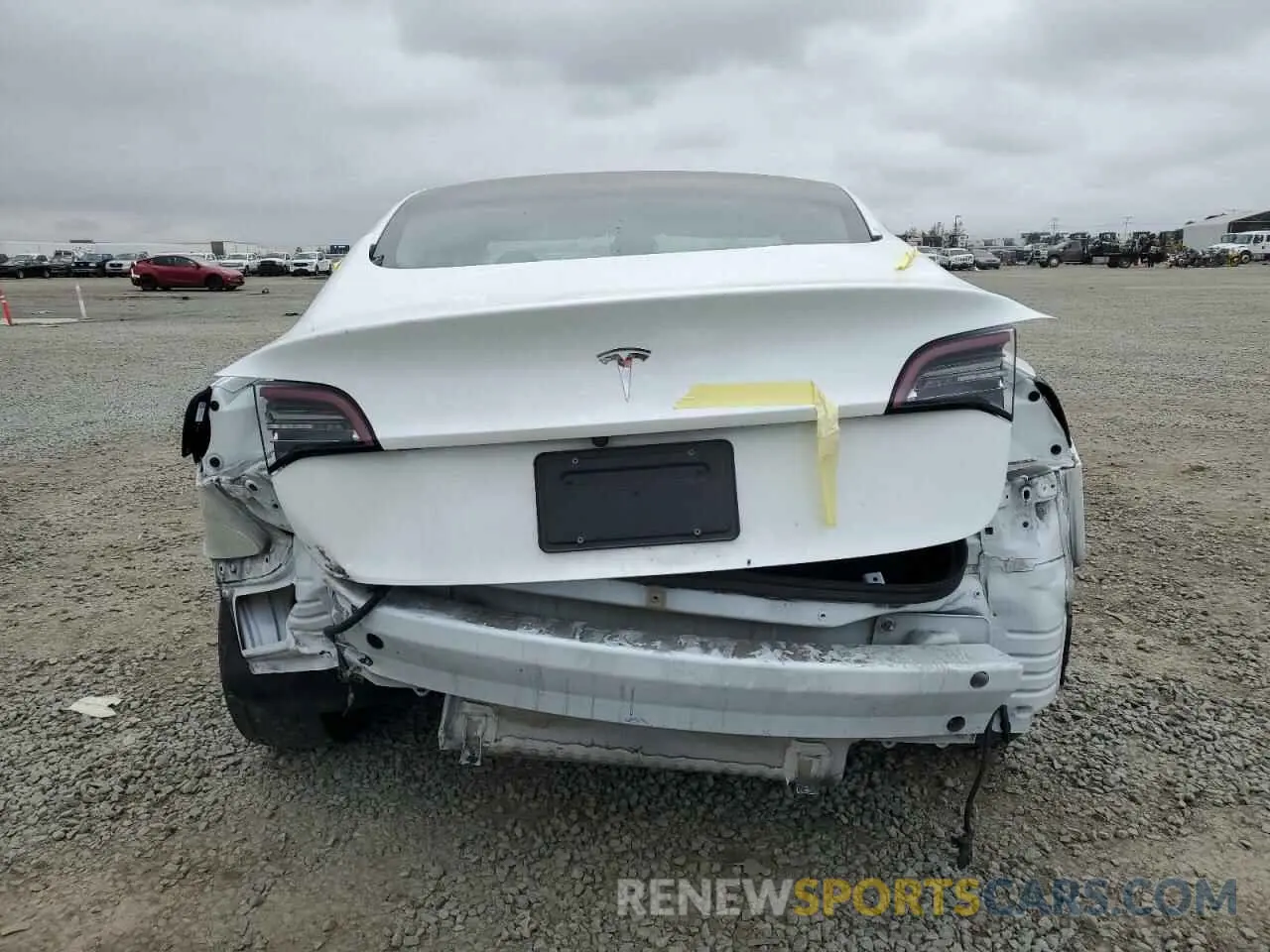 6 Photograph of a damaged car 5YJ3E1EA0PF516666 TESLA MODEL 3 2023
