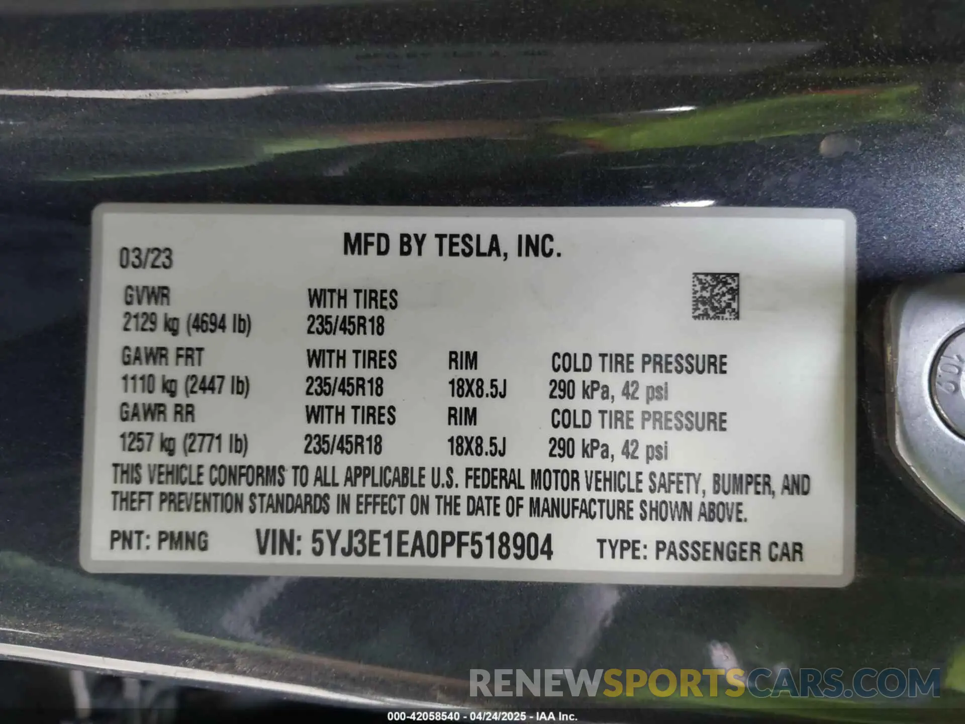 9 Photograph of a damaged car 5YJ3E1EA0PF518904 TESLA MODEL 3 2023