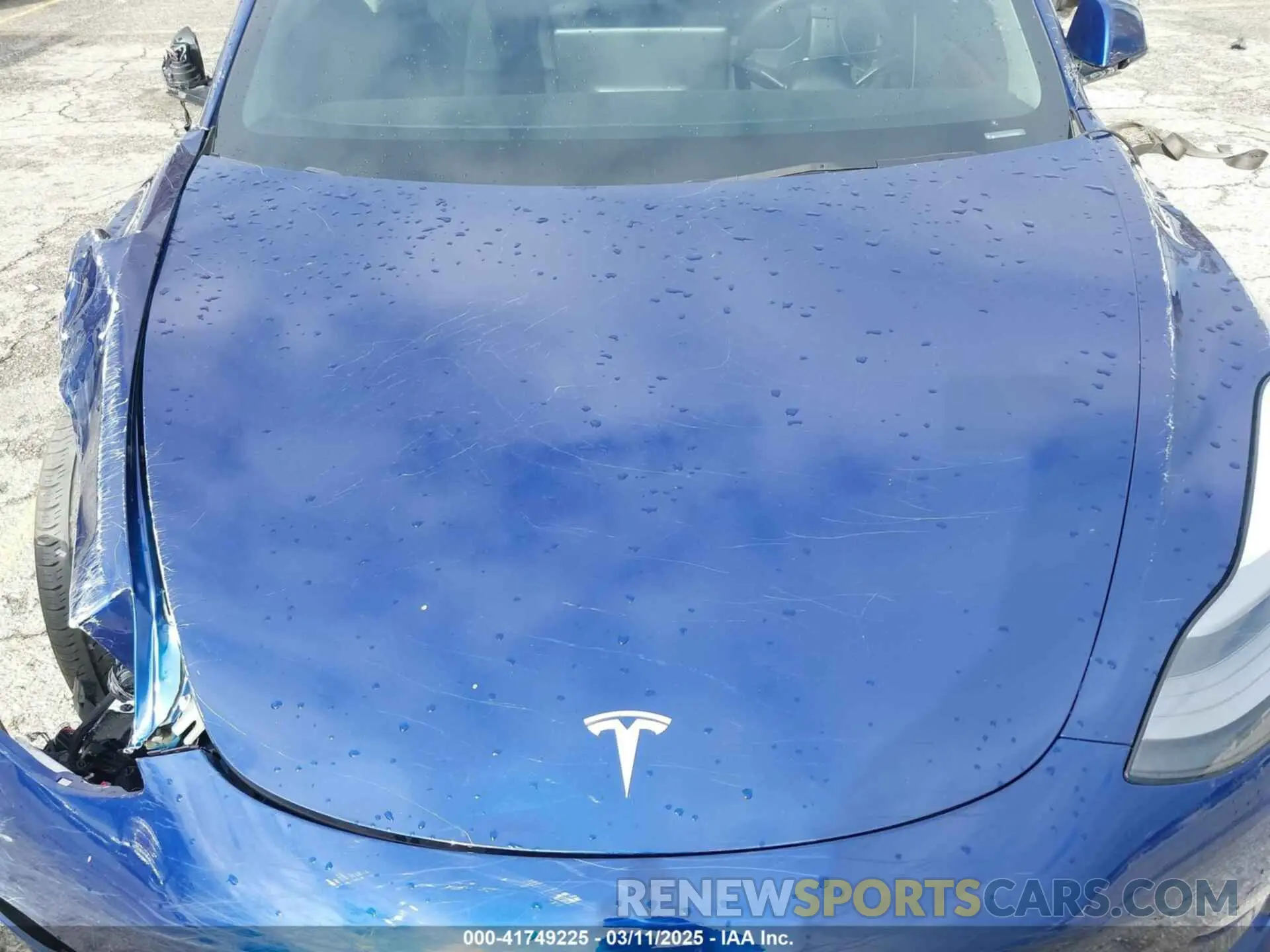 10 Photograph of a damaged car 5YJ3E1EA0PF518983 TESLA MODEL 3 2023